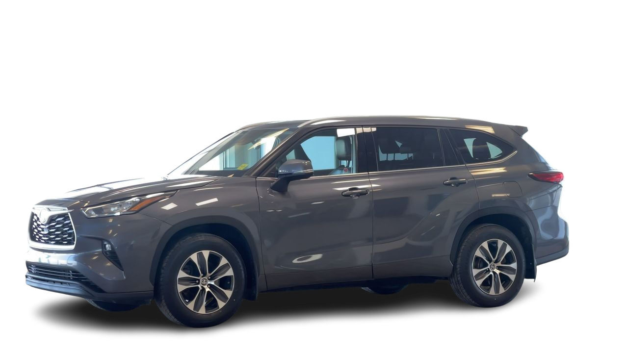 Toyota Highlander  2022 à Regina, Saskatchewan