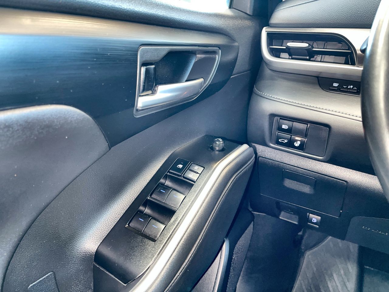 Toyota Highlander  2022 à Regina, Saskatchewan