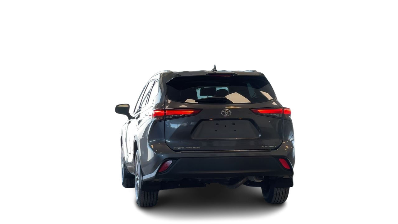 Toyota Highlander  2022 à Regina, Saskatchewan