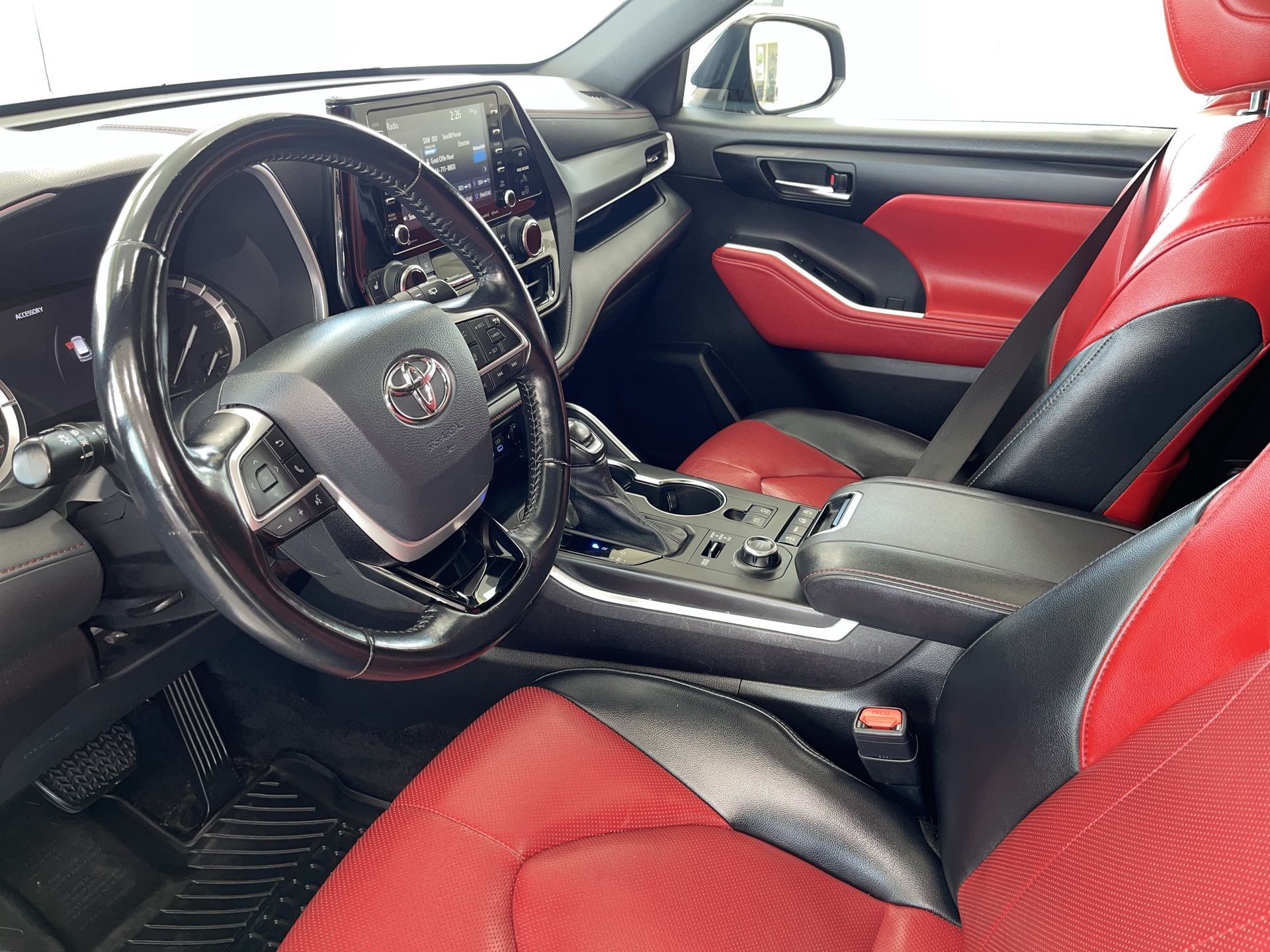 Toyota Highlander  2022 à Regina, Saskatchewan