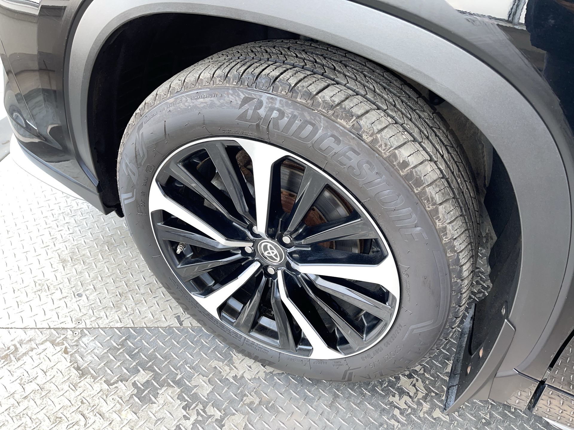 Toyota Highlander  2022 à Regina, Saskatchewan