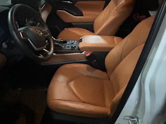 2024 Toyota Highlander in Regina, Saskatchewan