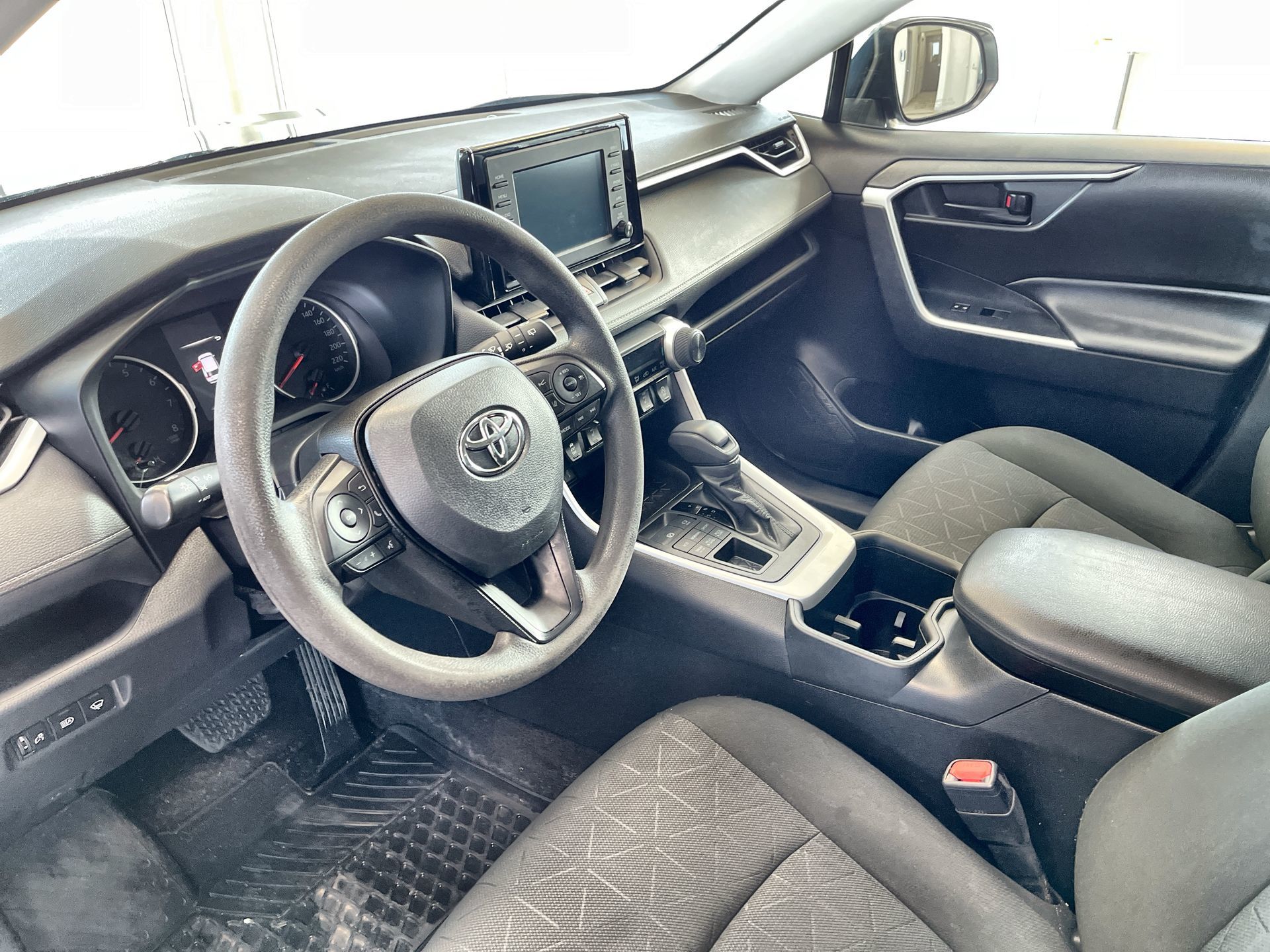 Toyota RAV4 LE  2022 à Regina, Saskatchewan