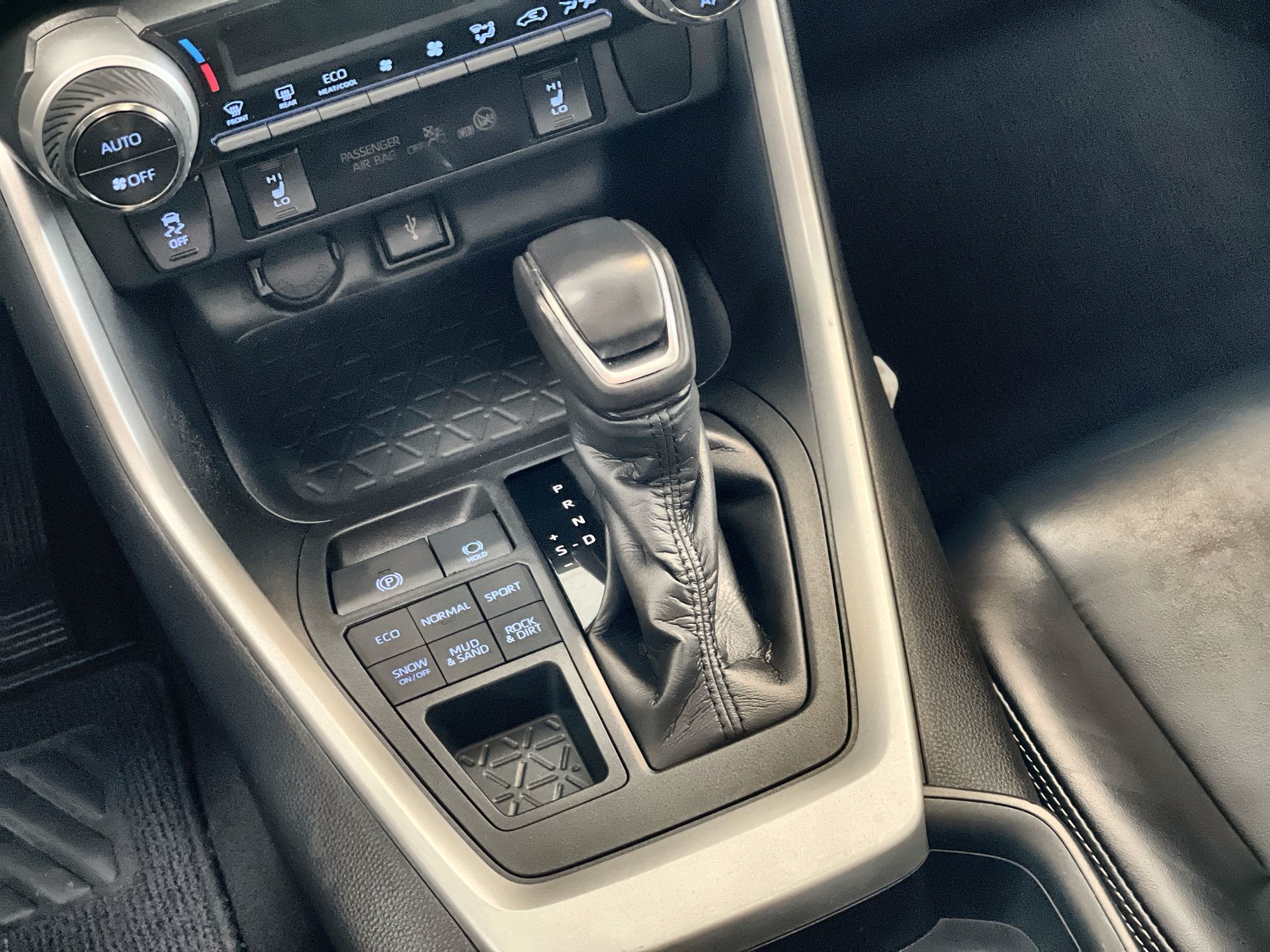 2020 Toyota RAV4 in Regina, Saskatchewan
