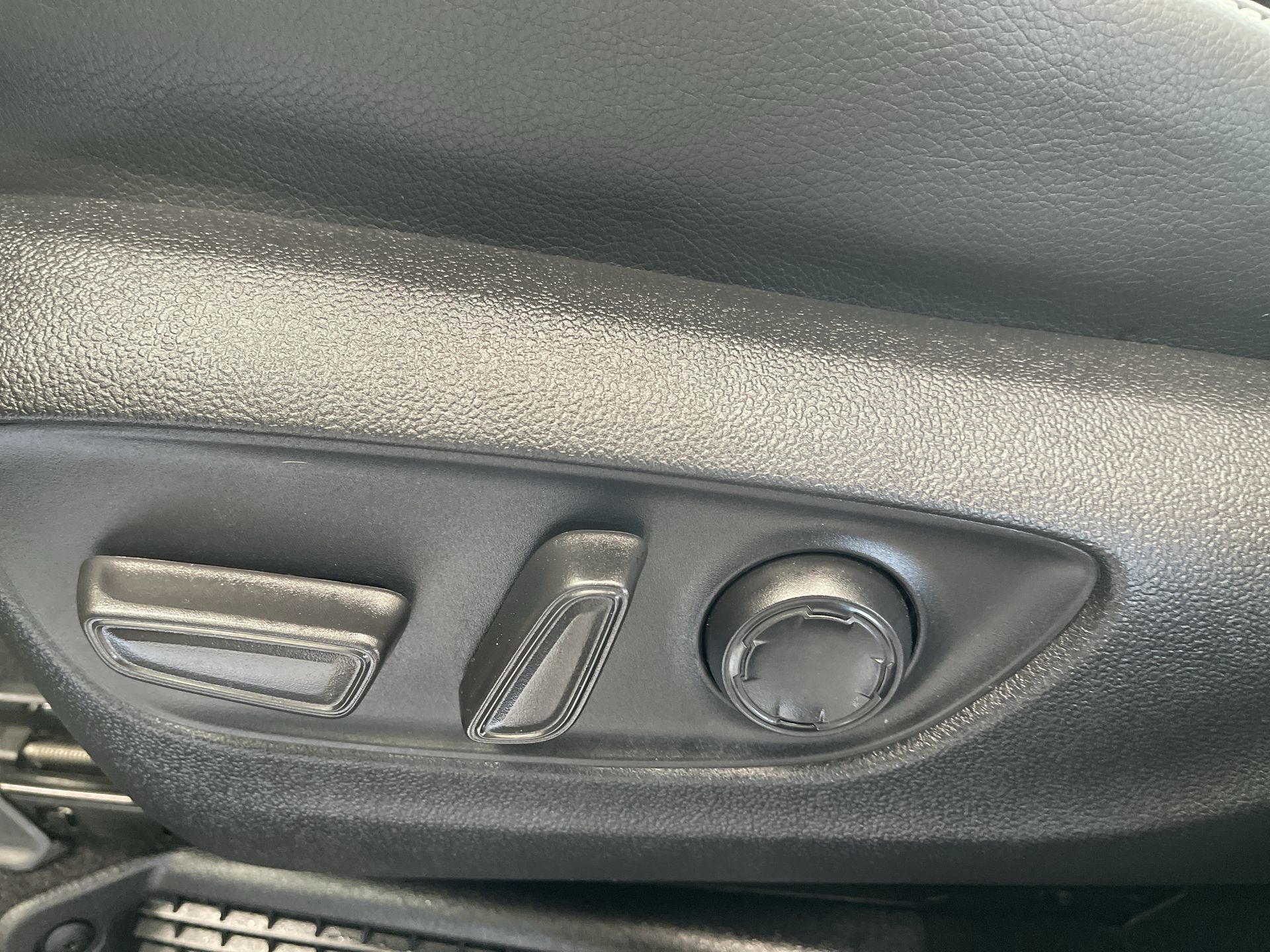 2025 Toyota Sienna Hybrid