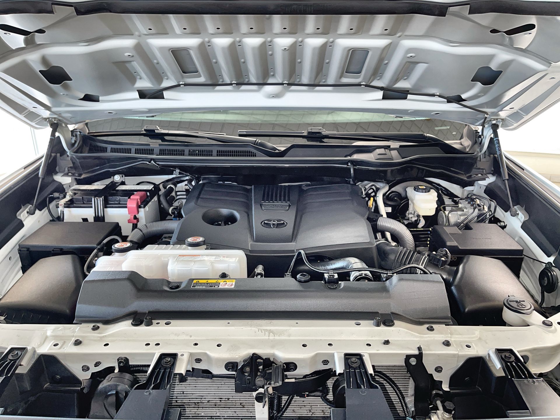 2023 Toyota TUNDRA 4X4