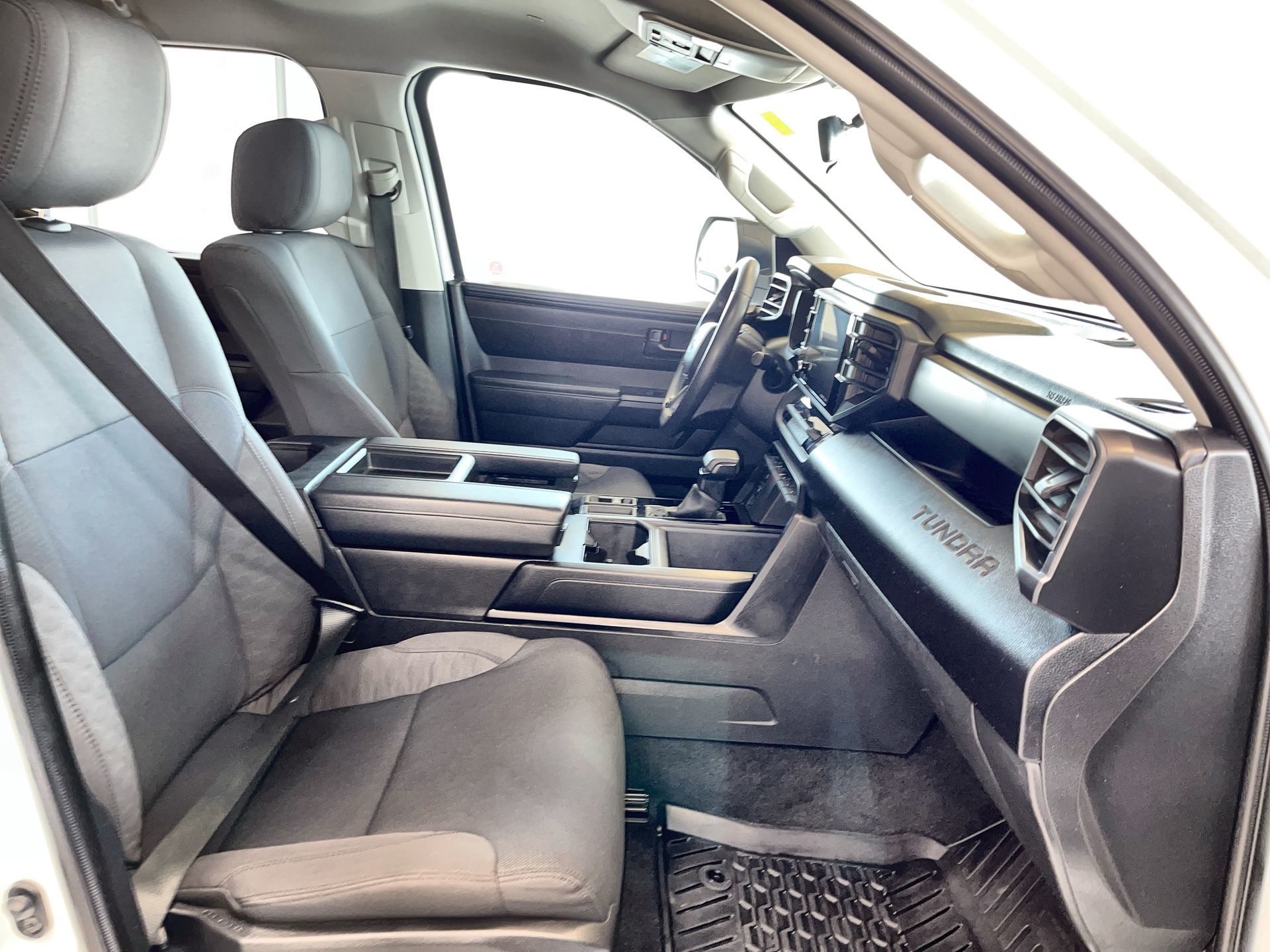 2023 Toyota TUNDRA 4X4