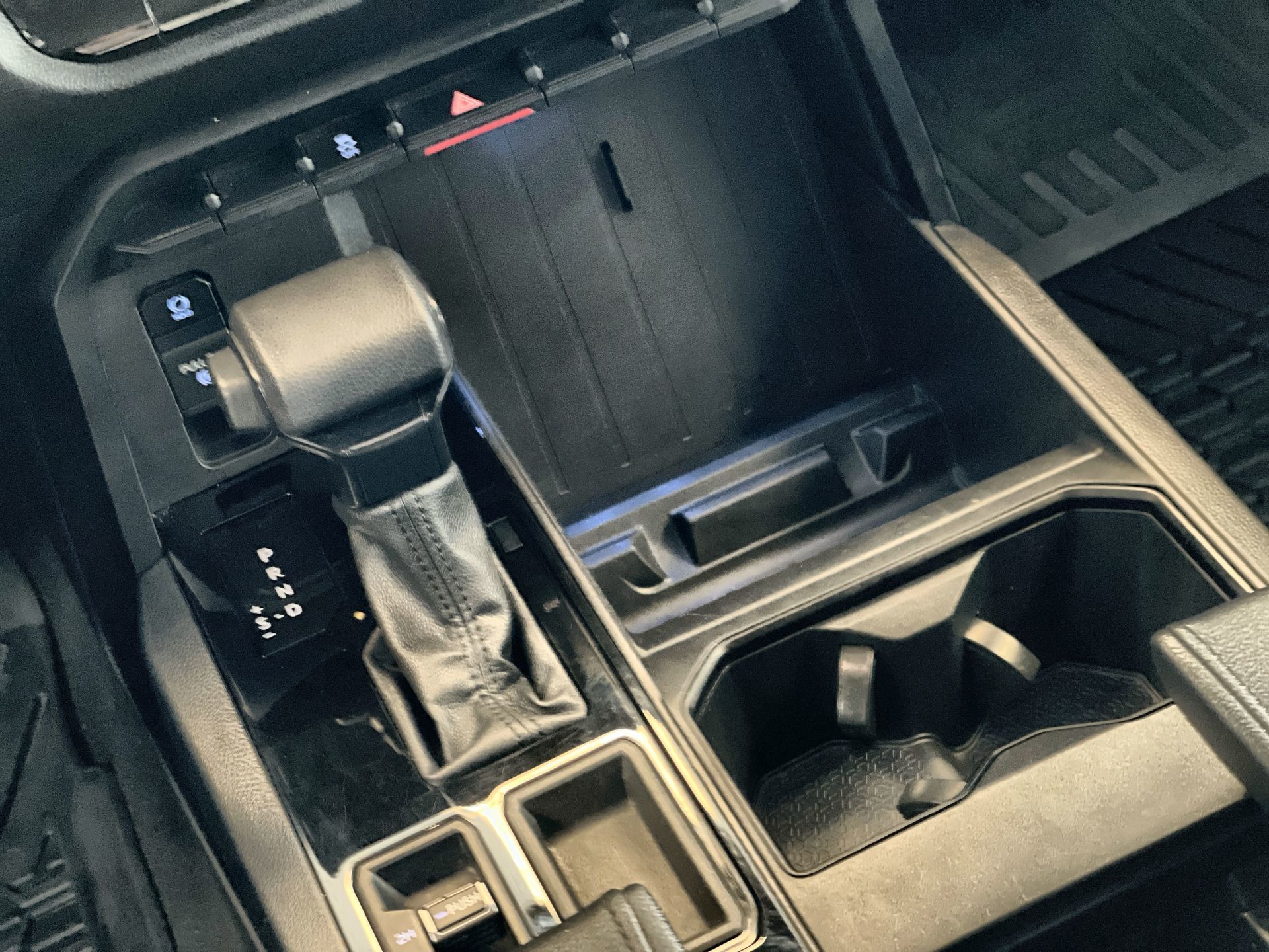 2023 Toyota TUNDRA 4X4