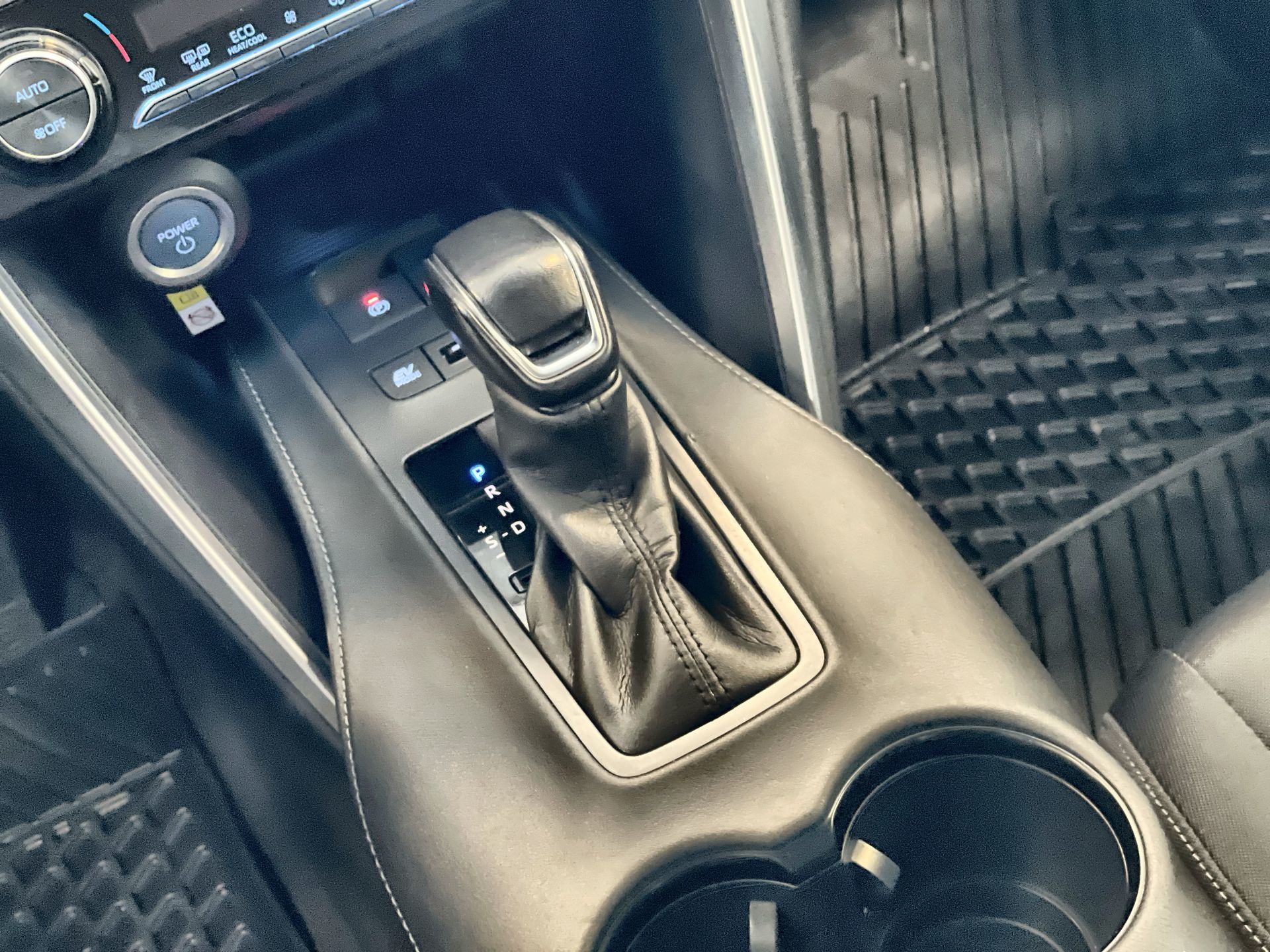 Toyota Venza Hybrid  2022 à Regina, Saskatchewan