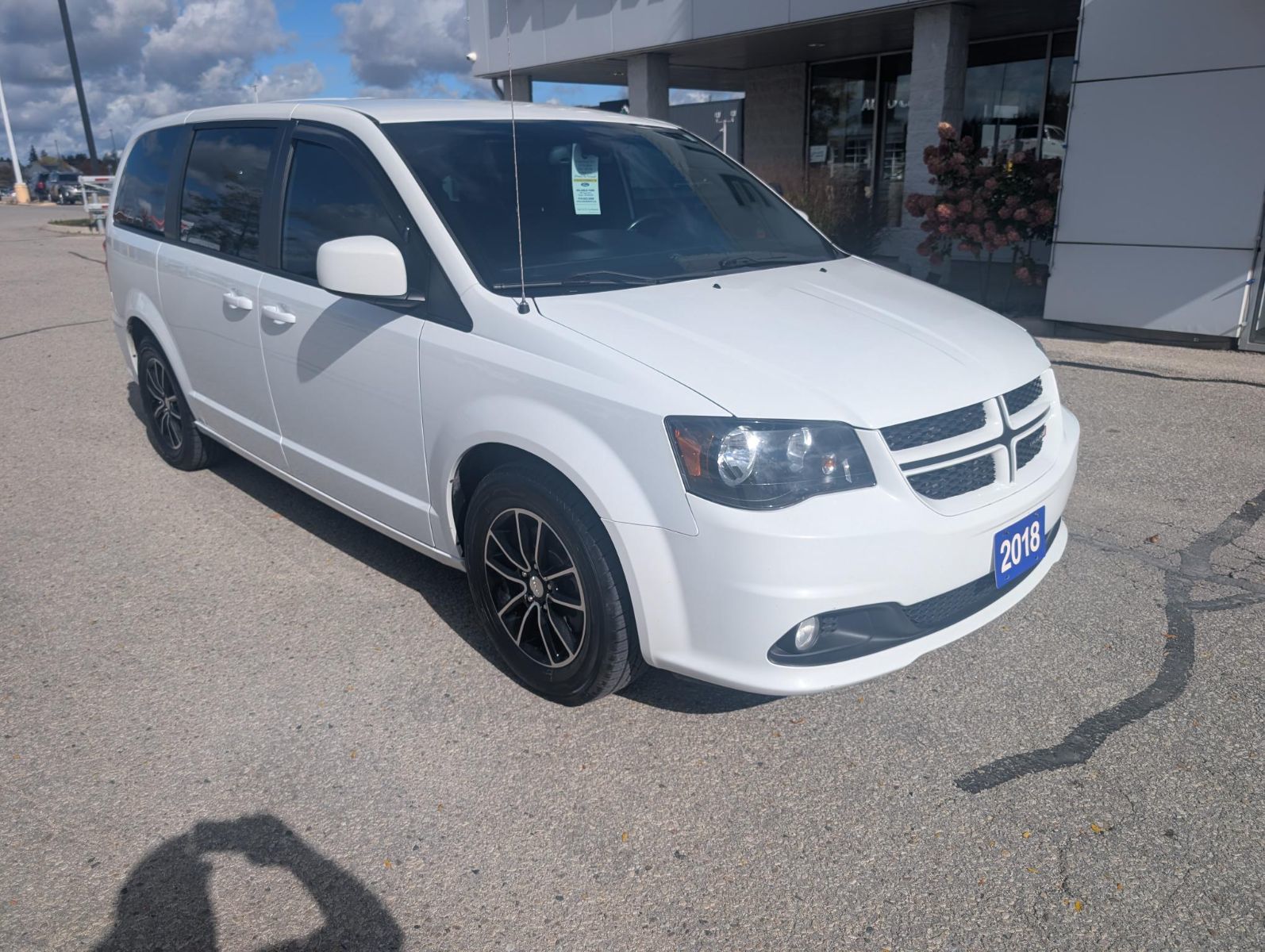 Photo 2018 Dodge Grand Caravan GT #3
