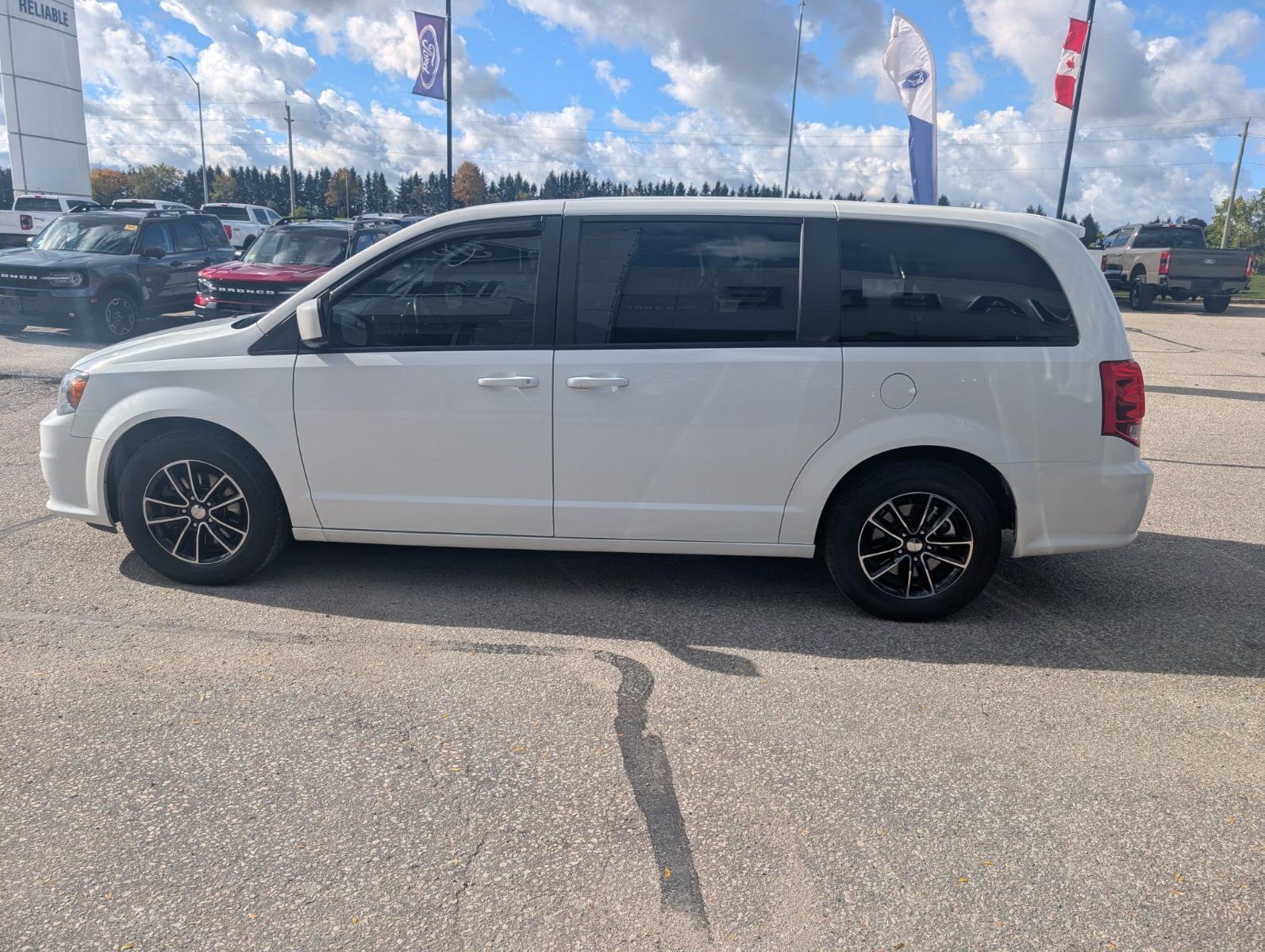 Photo 2018 Dodge Grand Caravan GT #5