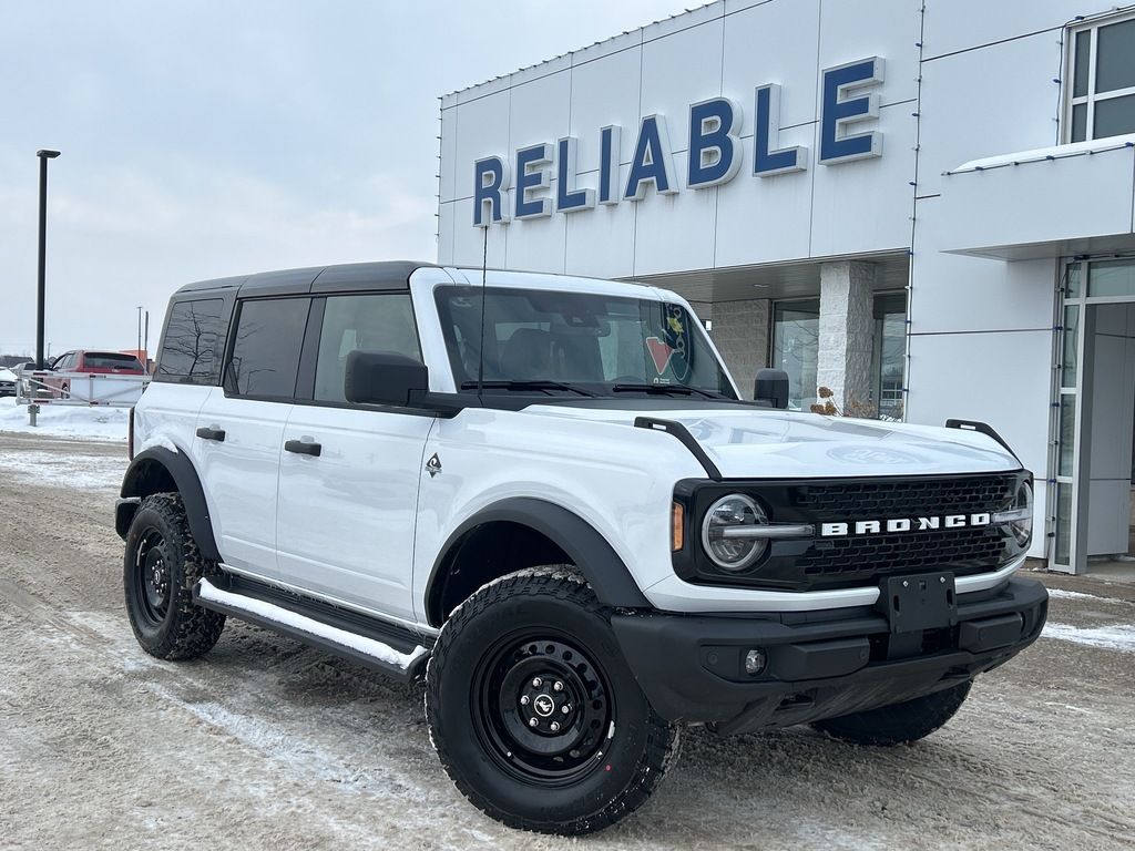 2026 Ford Bronco Outer Banks