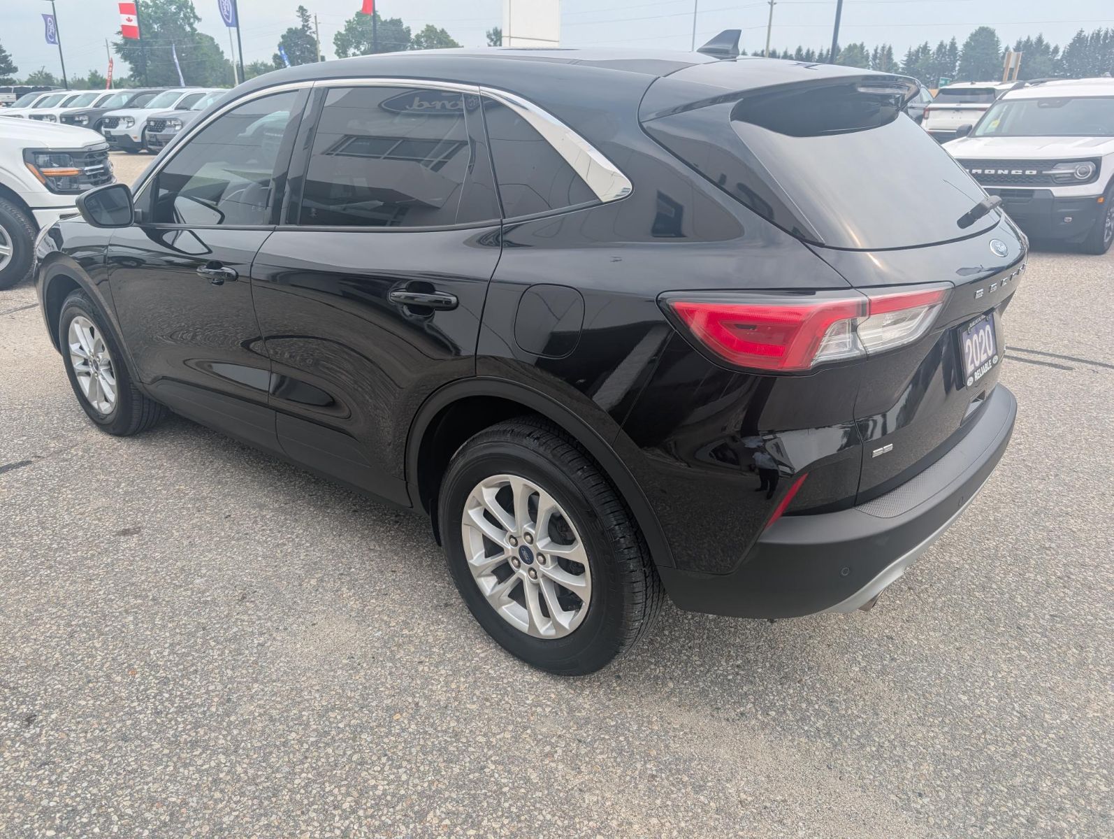 Photo 2020 Ford Escape SE #7