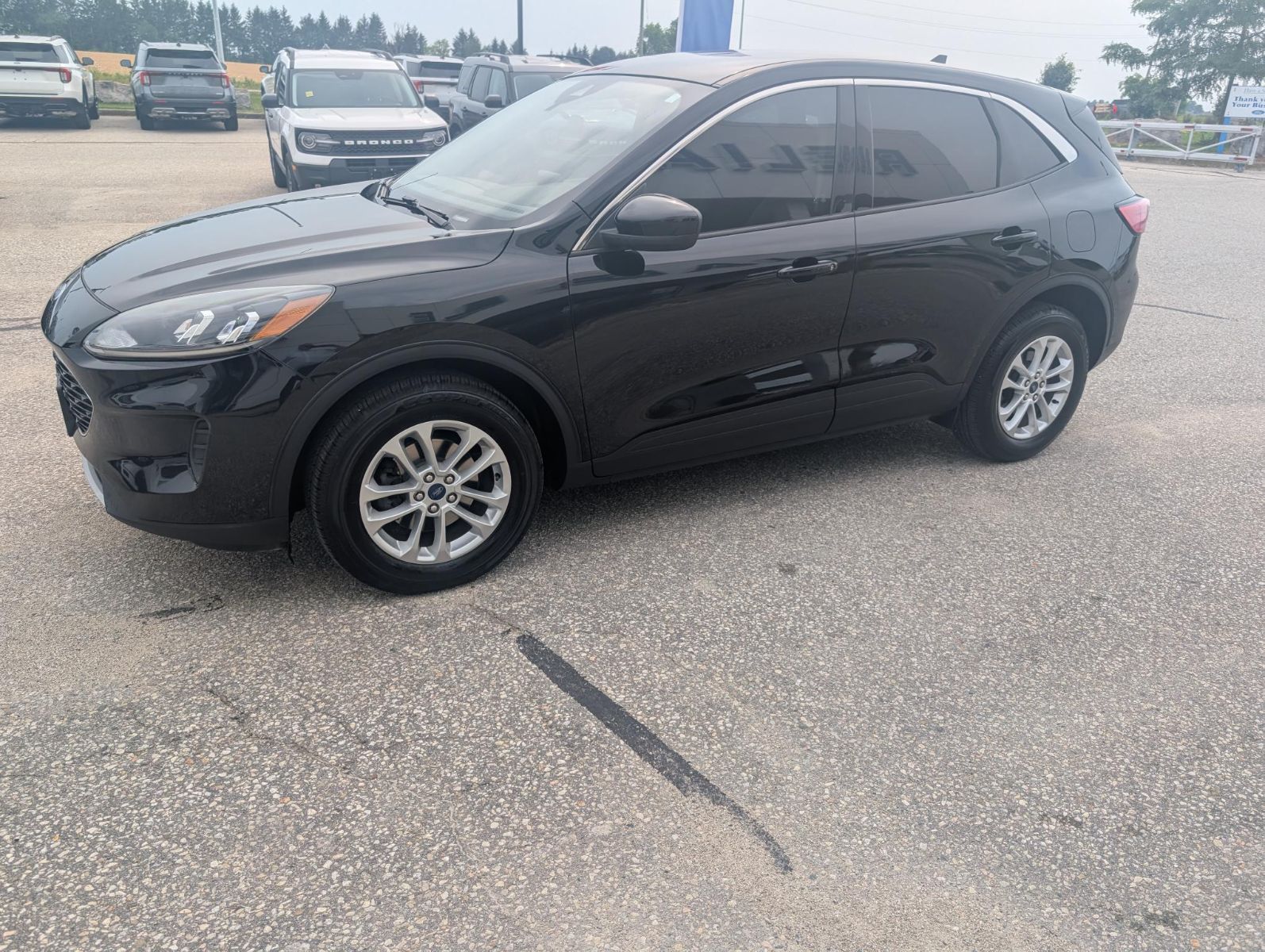 Photo 2020 Ford Escape SE #4