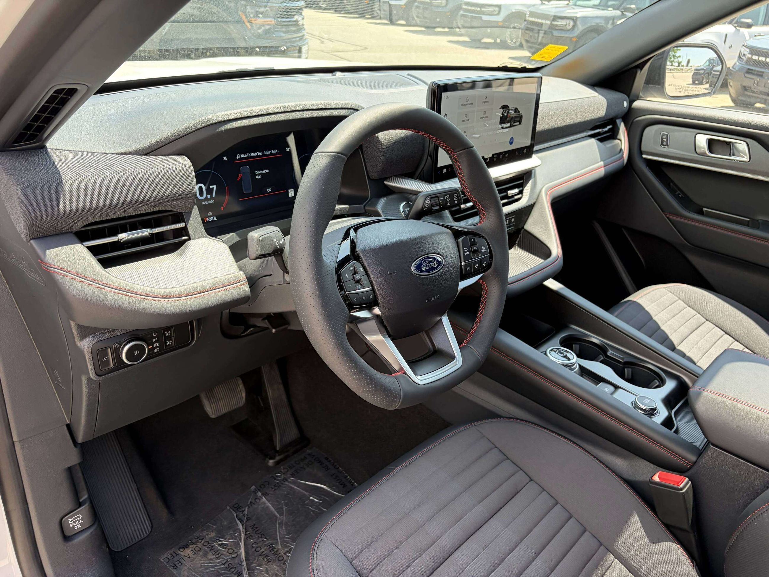 Photo 2026 Ford Explorer ST-Line #8