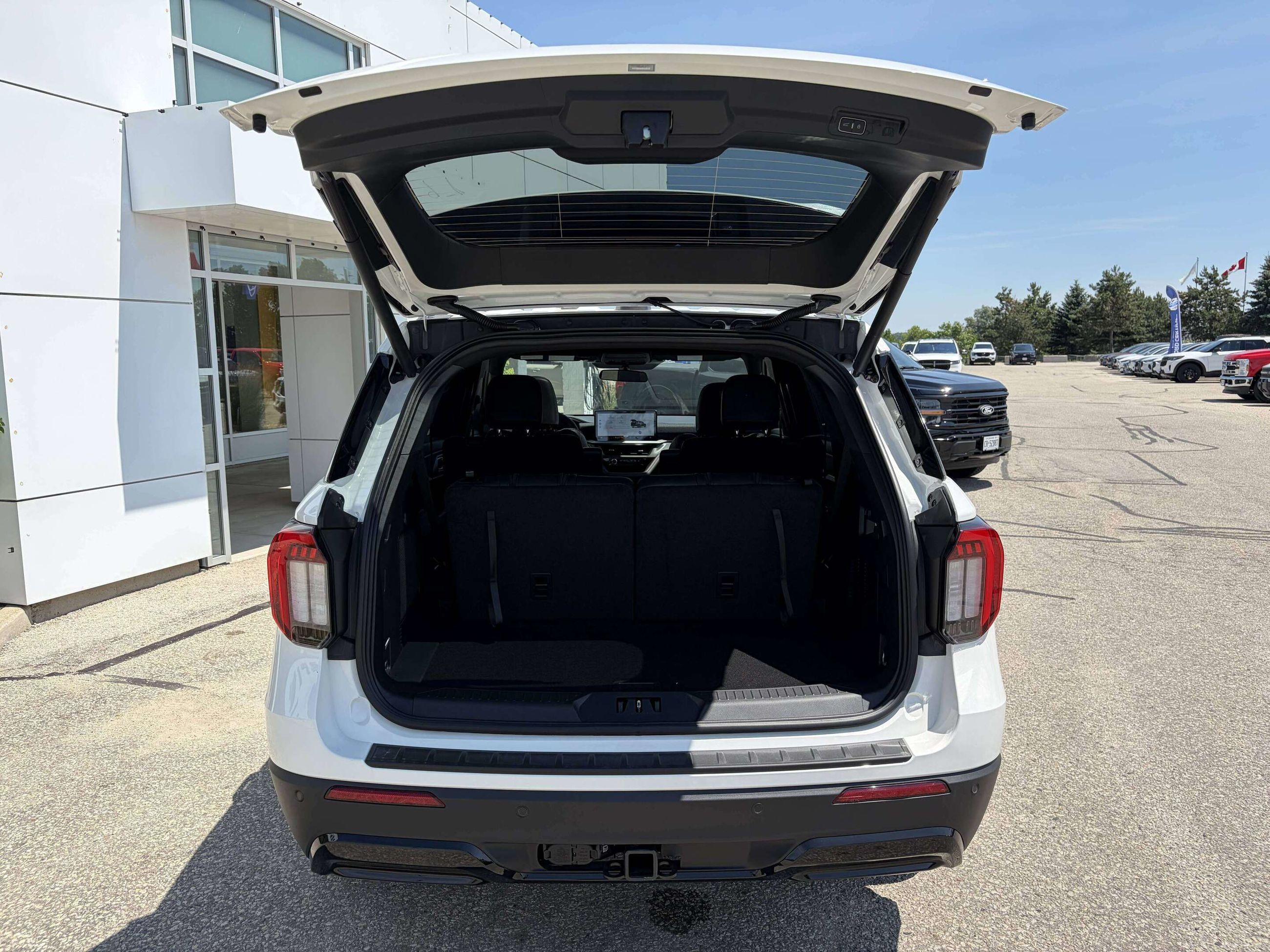 Photo 2026 Ford Explorer ST-Line #6