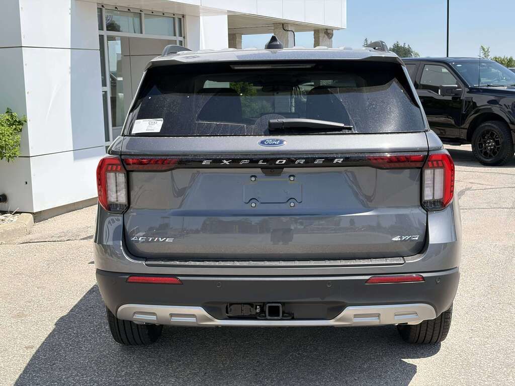 Photo 2026 Ford Explorer Active #5