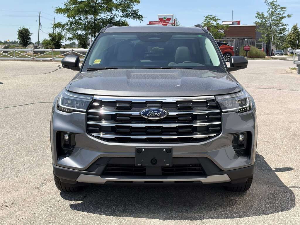 Photo 2026 Ford Explorer Active #2