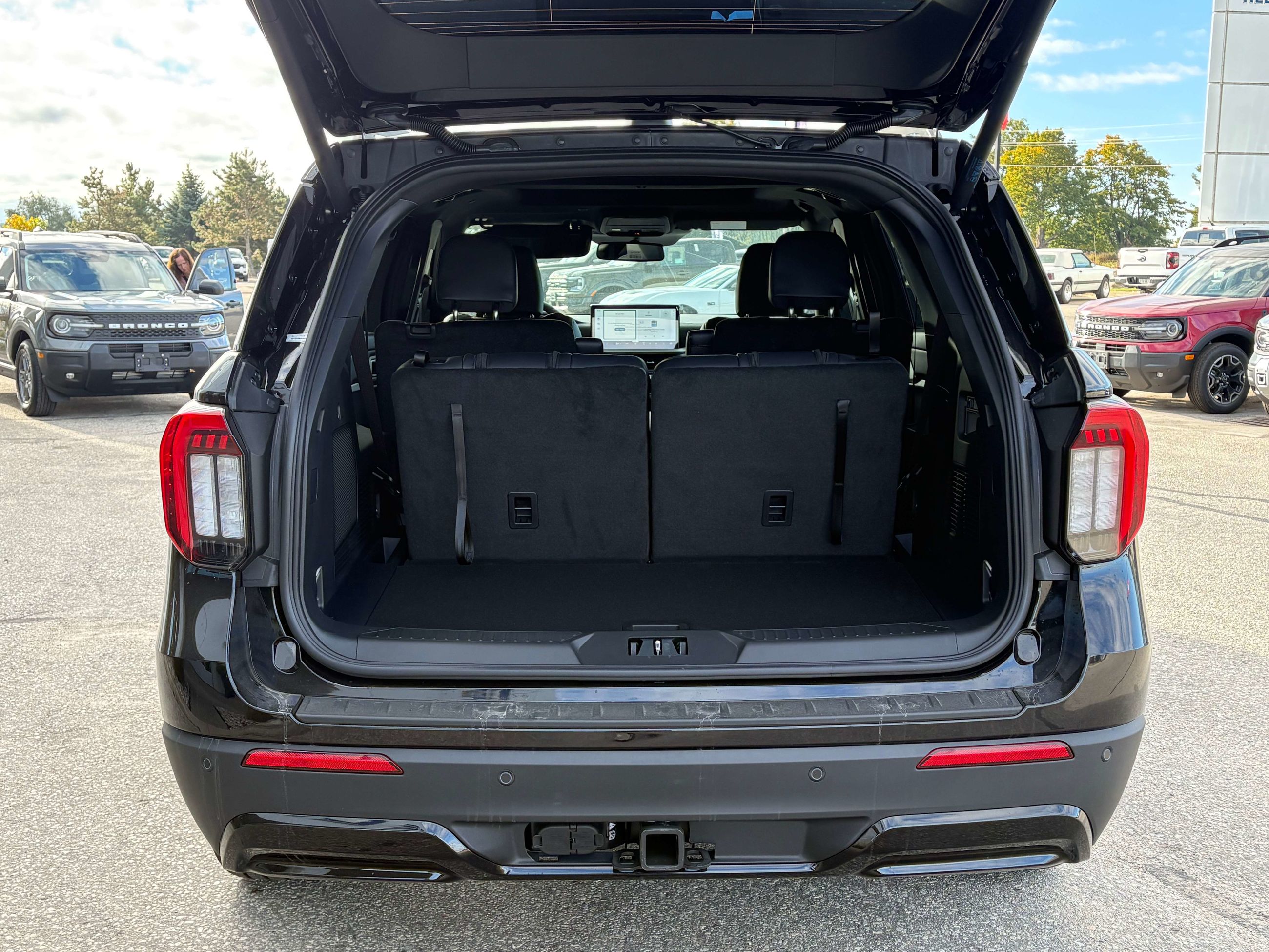 Photo 2027 Ford Explorer ST-Line #7