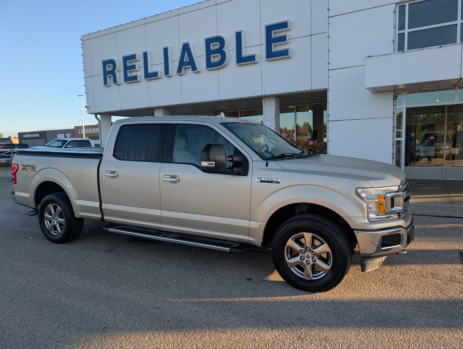 Photo 2018 Ford F-150 XLT #2