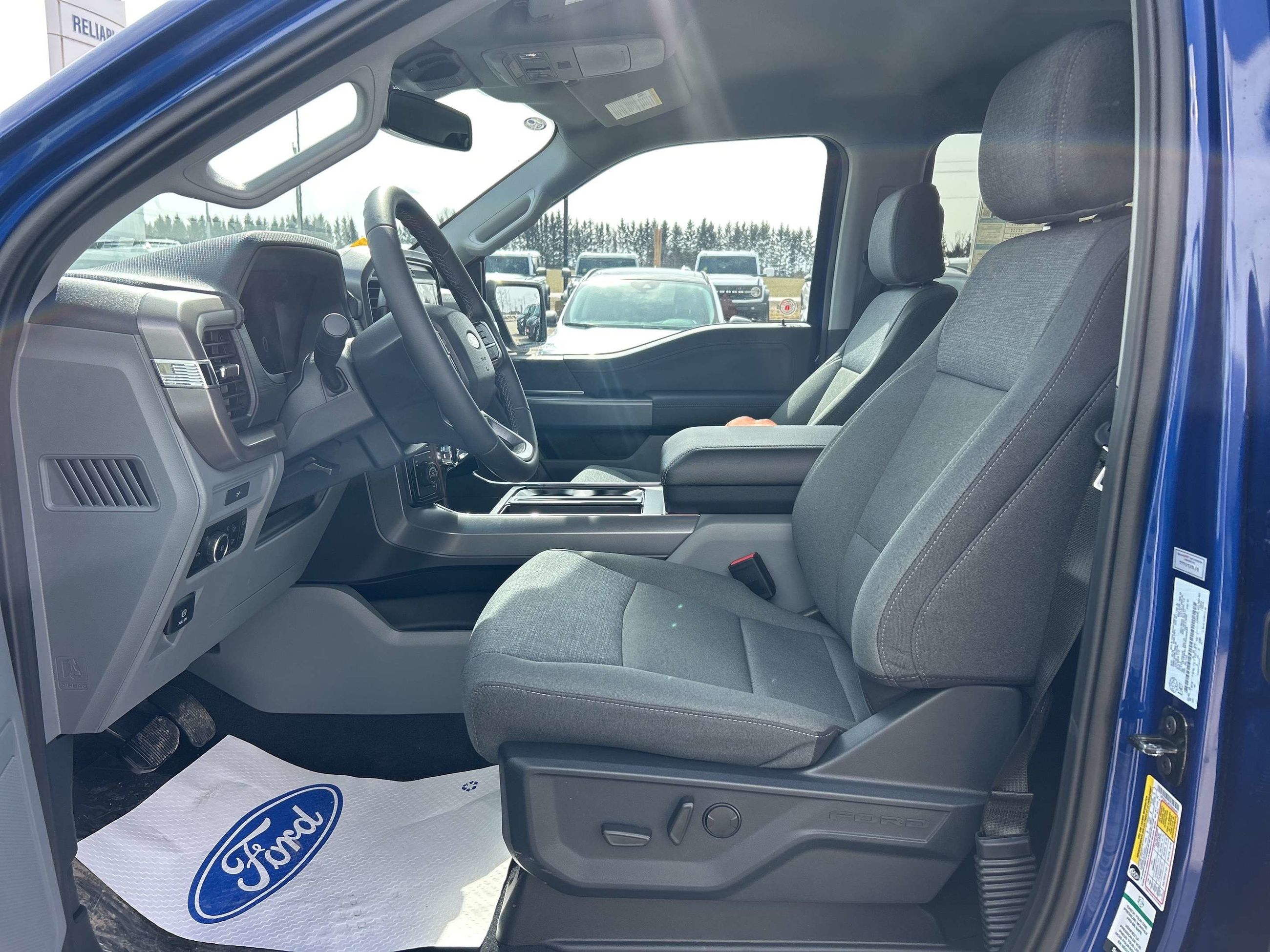 Photo 2026 Ford F-150 XLT #8