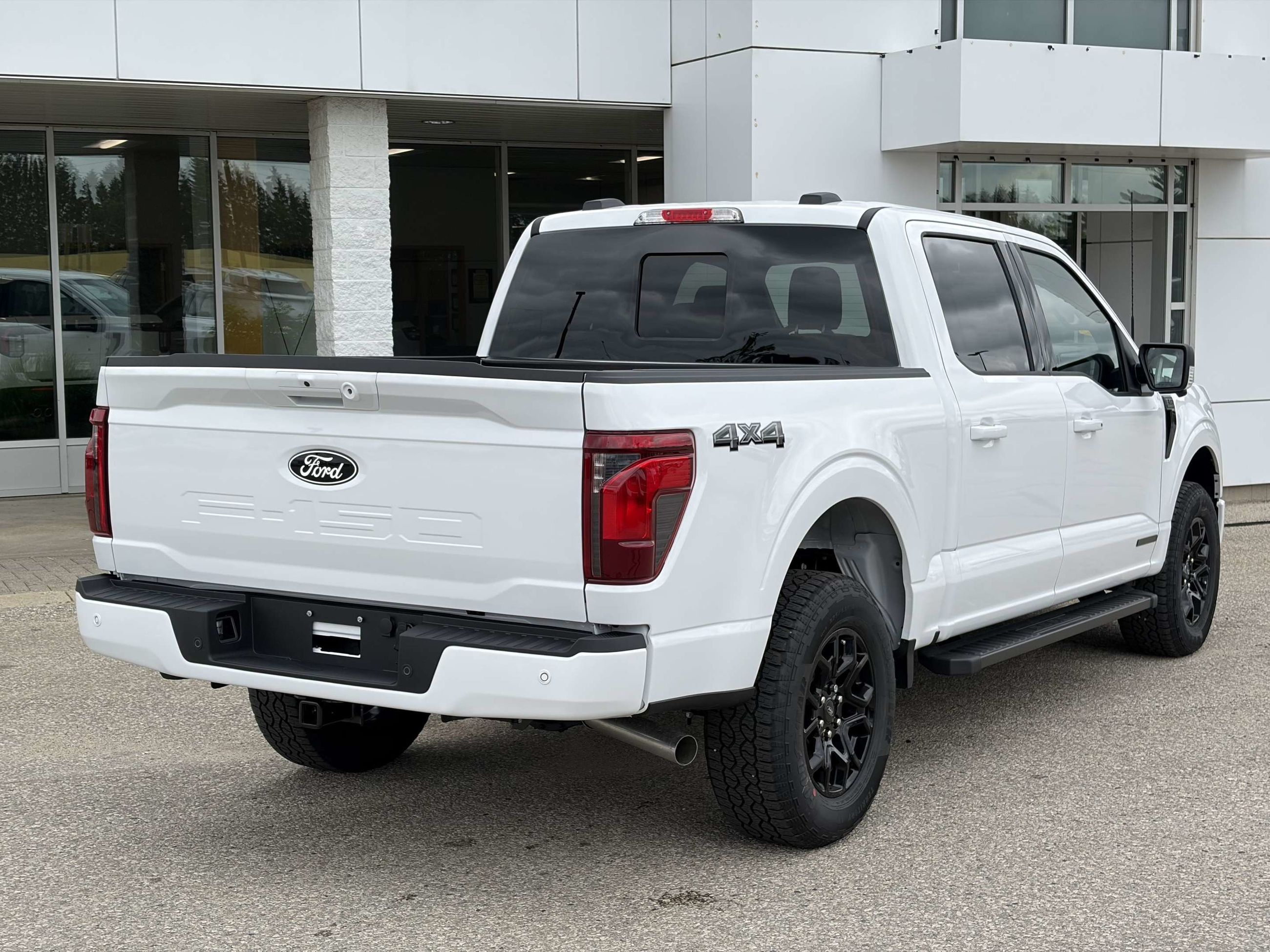Photo 2026 Ford F-150 XLT #4
