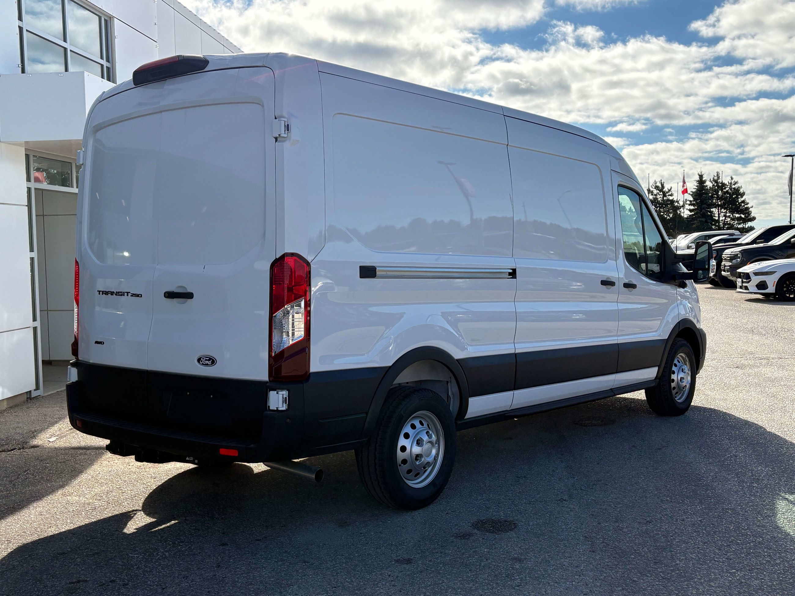 Photo 2026 Ford Transit Reg 148 #5