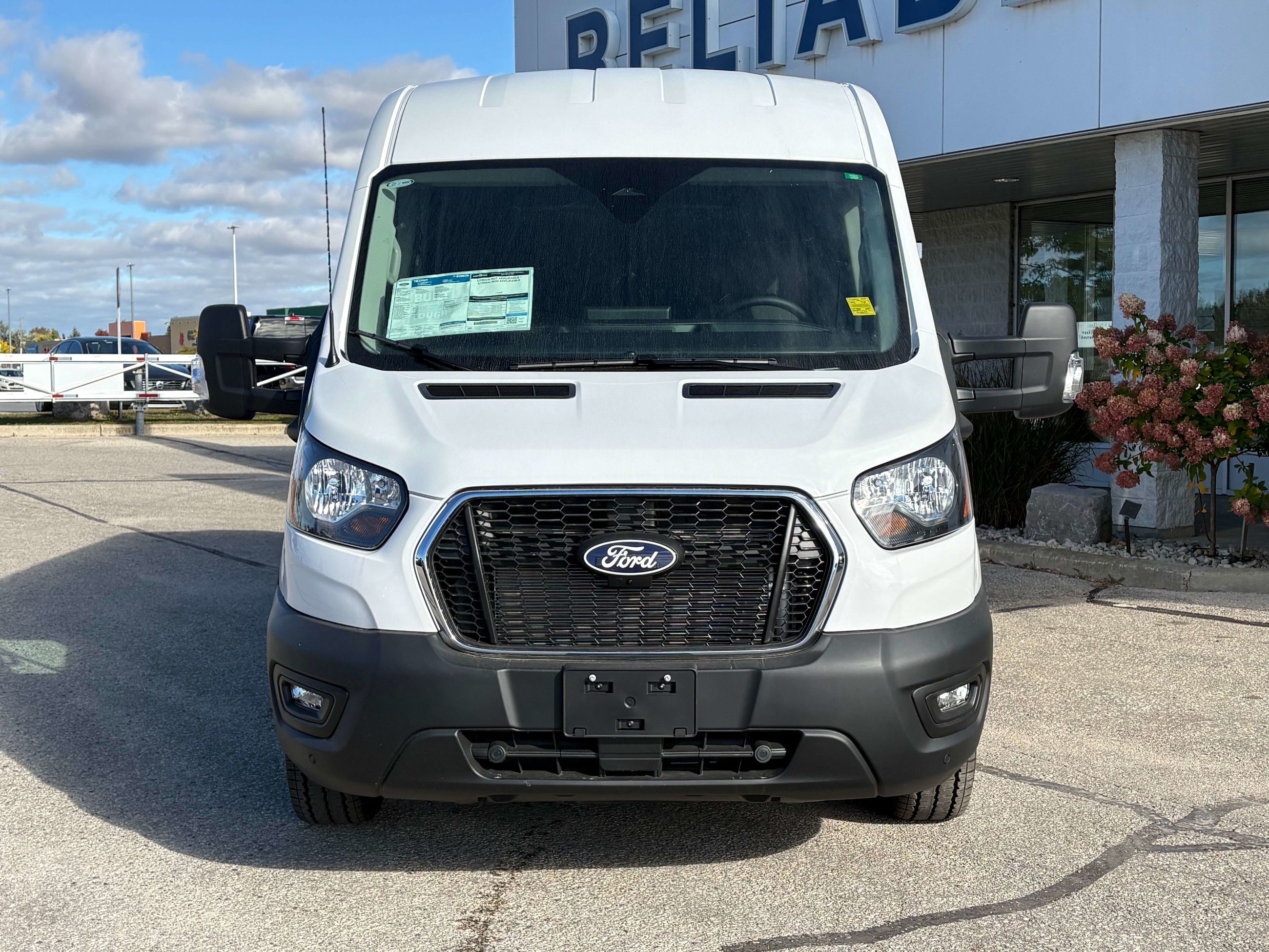 Photo 2026 Ford Transit Reg 148 #2