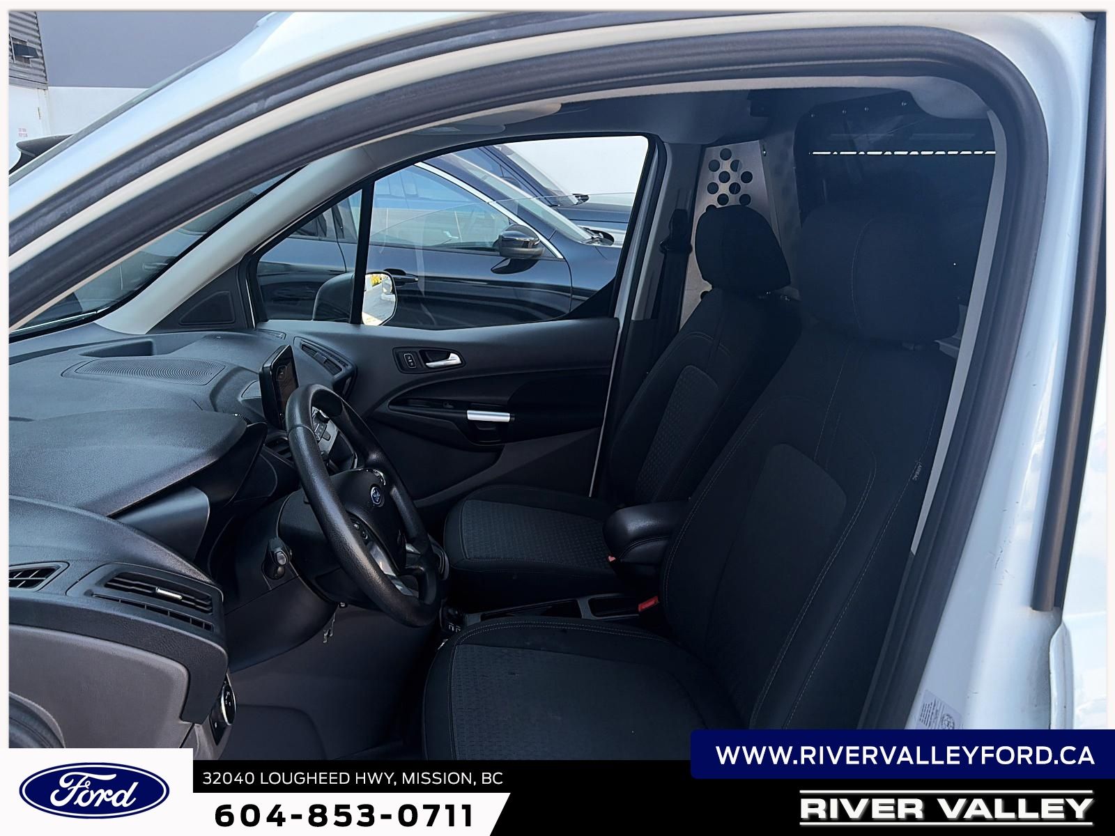 Photo 2020 Ford Transit Connect XLT #7