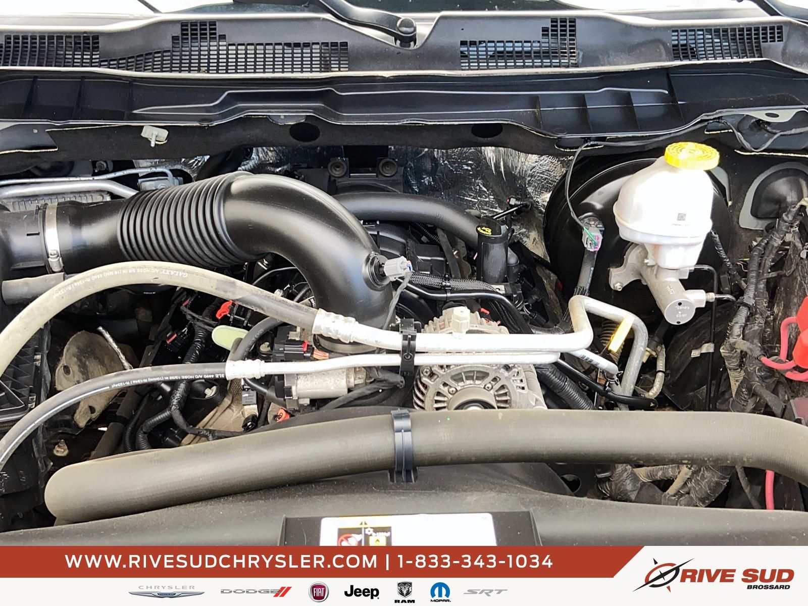 Ram 1500 Classic SLT 2023 — photo 8