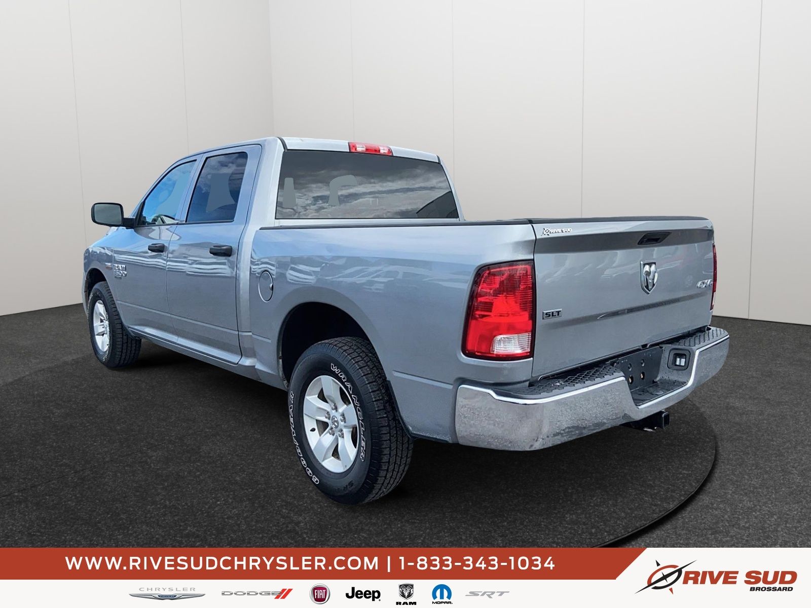 Ram 1500 Classic SLT 2023 — photo 4