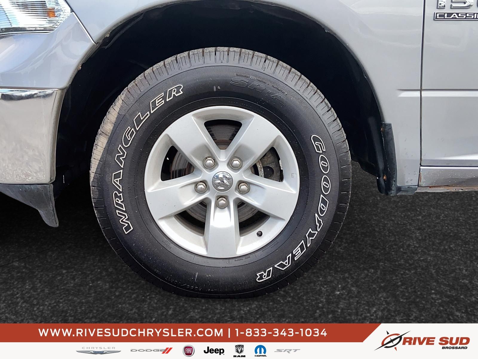 Ram 1500 Classic SLT 2023 — photo 7