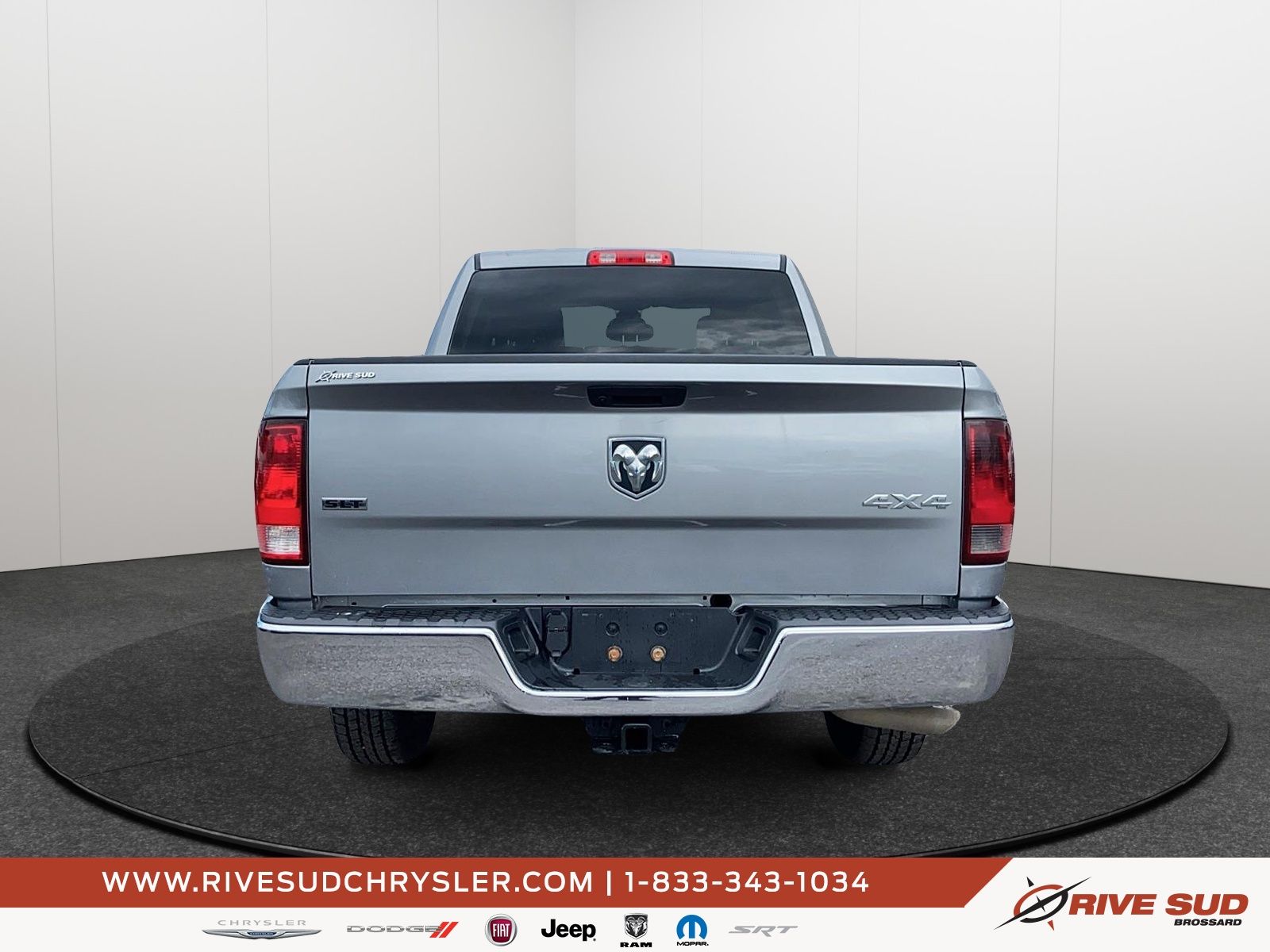 Ram 1500 Classic SLT 2023 — photo 3