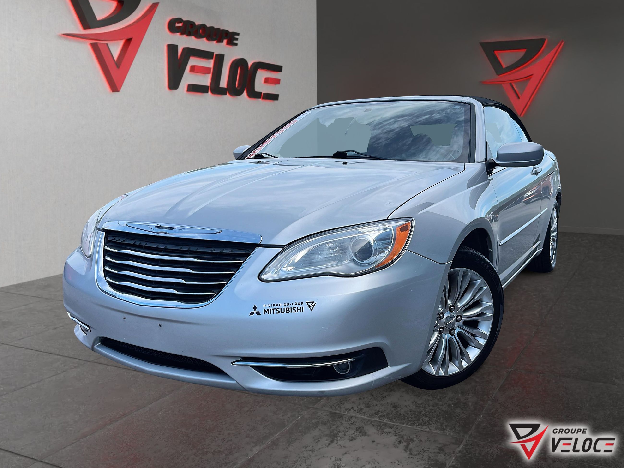 2011 Chrysler 200 *TOURING CONVERTIBLE*
