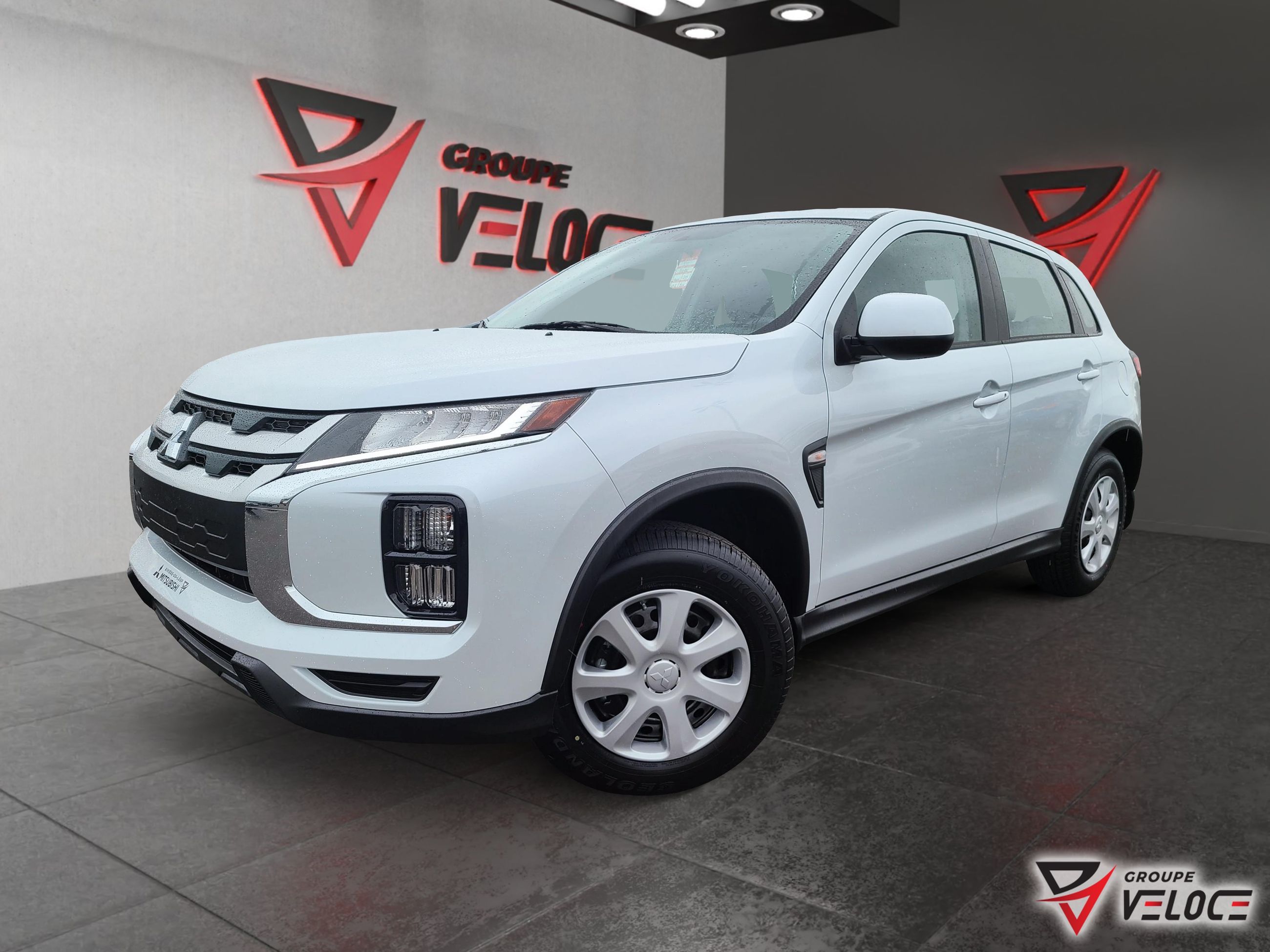 2026 Mitsubishi RVR ES