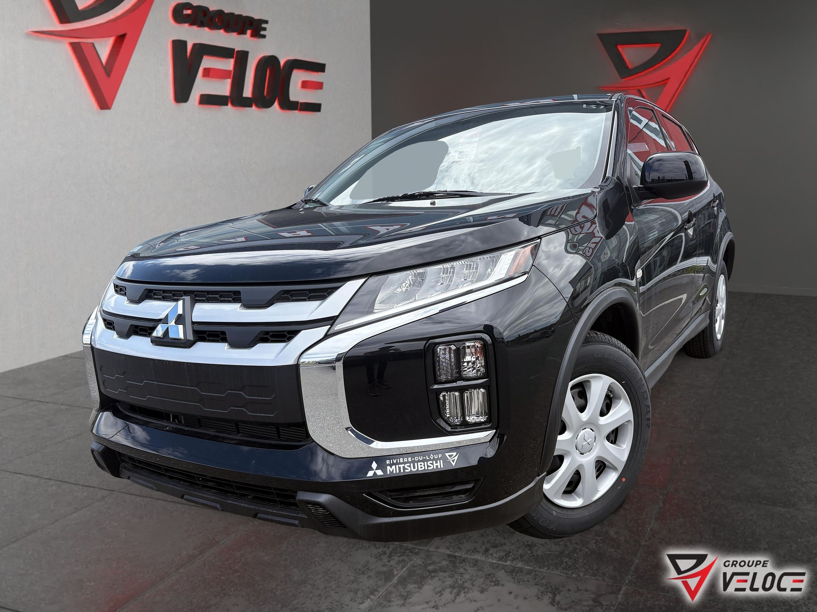 2026 Mitsubishi RVR ES