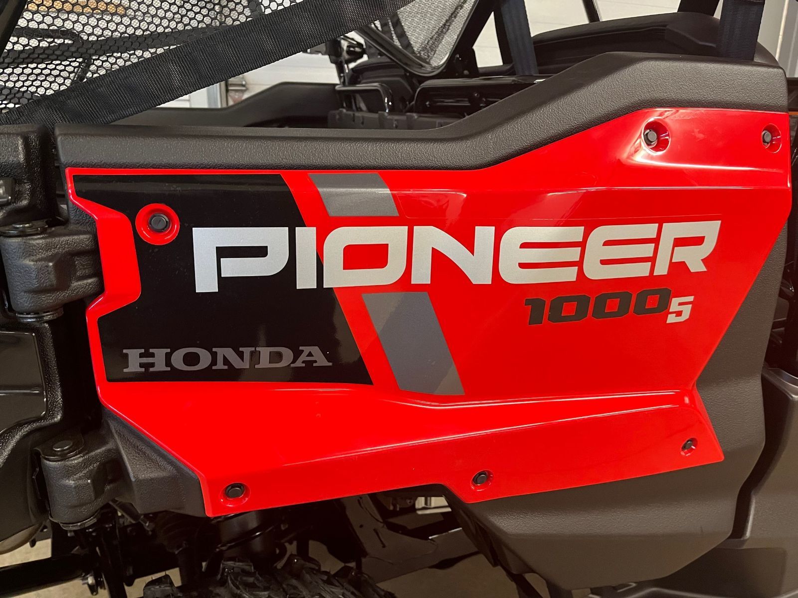 Honda Pioneer 1000-5 Deluxe Eps - 5 places 2023