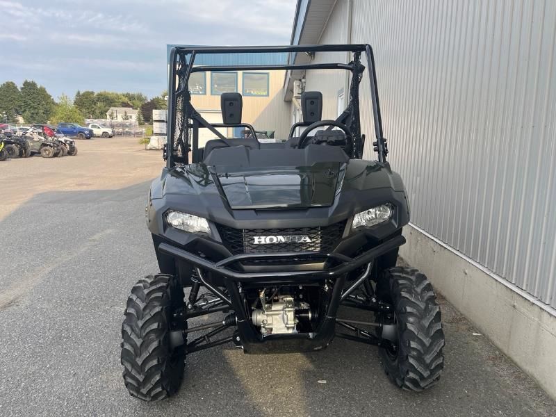 2025 Honda Pioneer 700-2P DLX