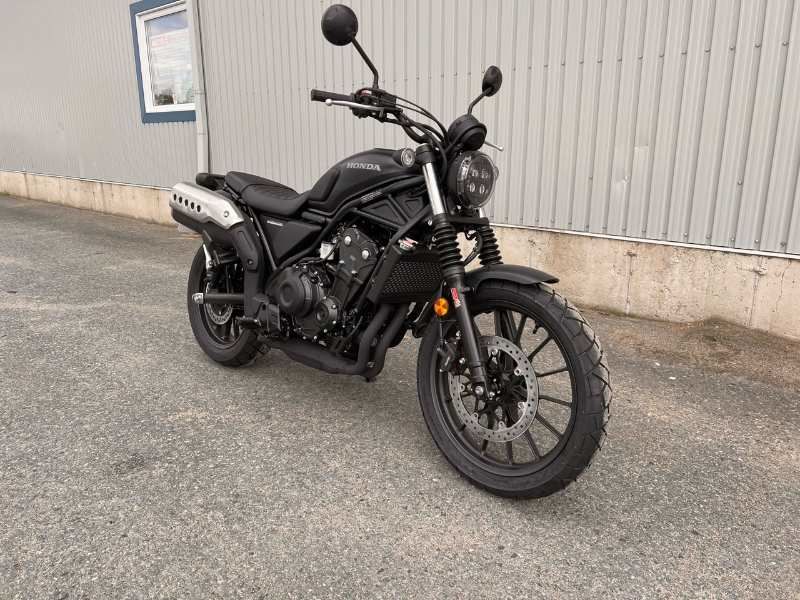 Honda SCL500 ABS  2025