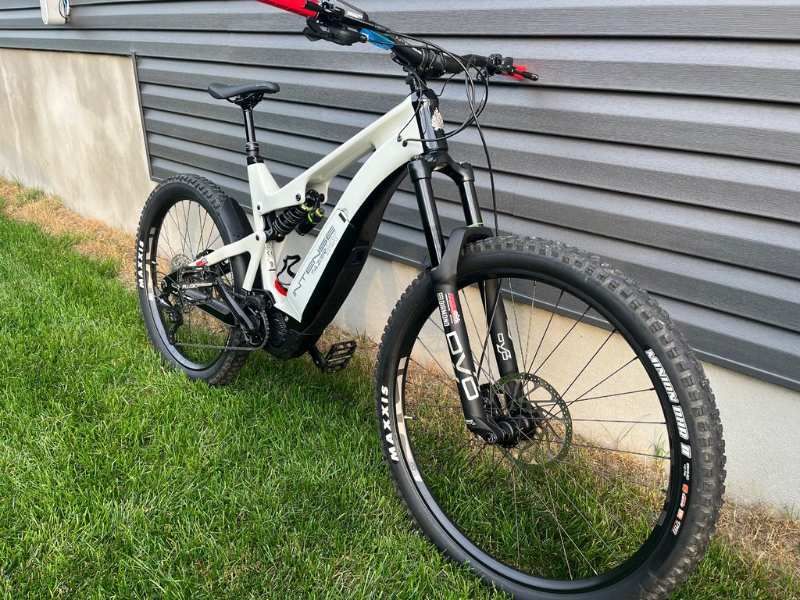 2022 INTENSE BIKES TAZER MX EXP2022 G/TG GRIS