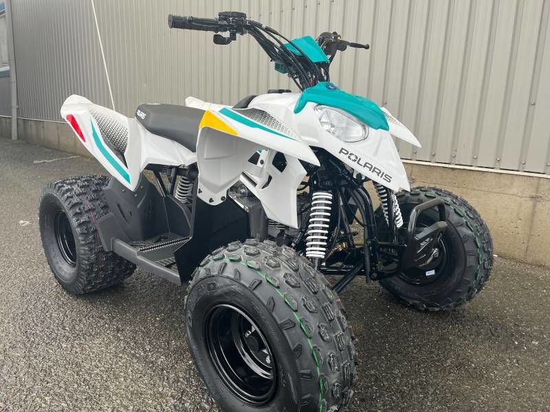 2025 Polaris OUTLAW 110 EFI - BRIGHT WHITE / RAD GREEN