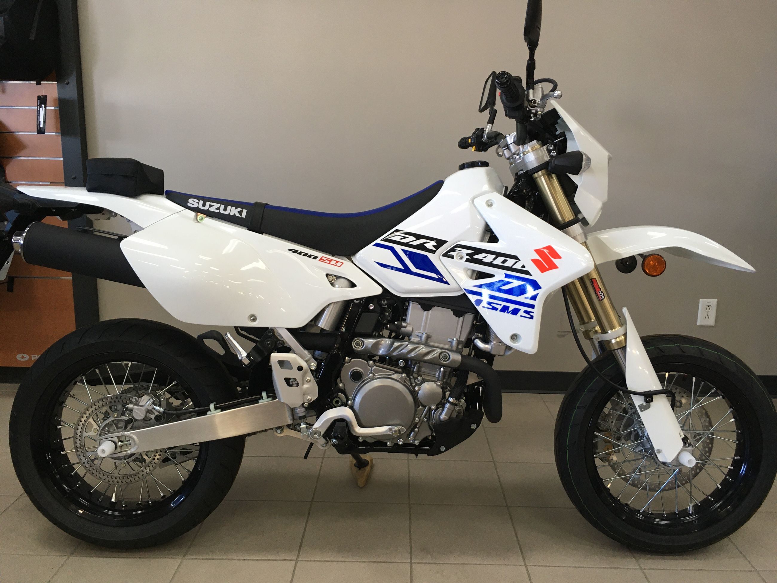 RM Motosport in Victoriaville 2020 DRZ400SM Supermoto 7,549