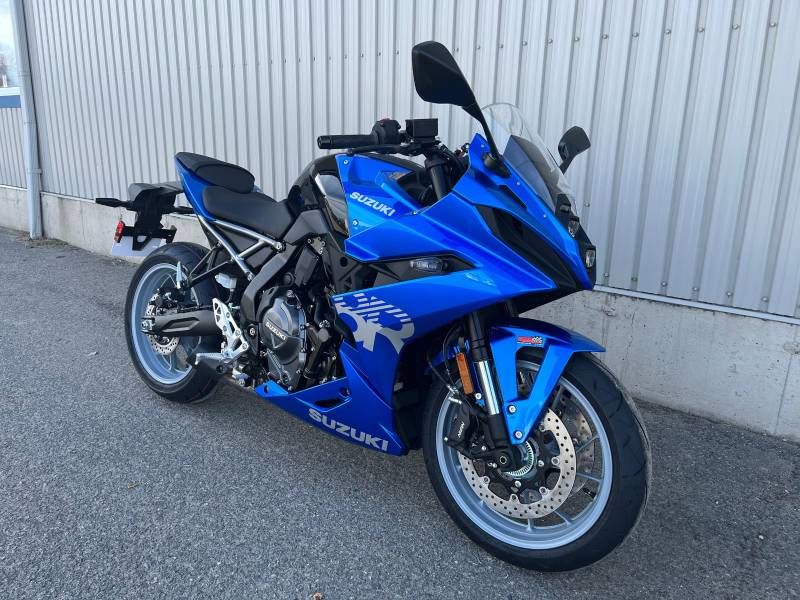 2024 Suzuki GSX-8R