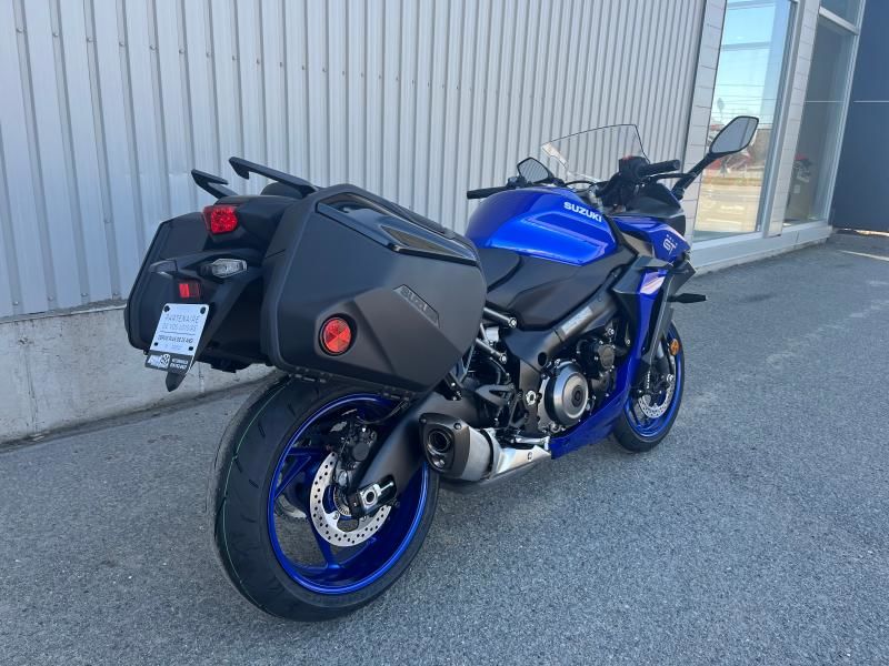 2025 Suzuki Gsx-s1000gt+