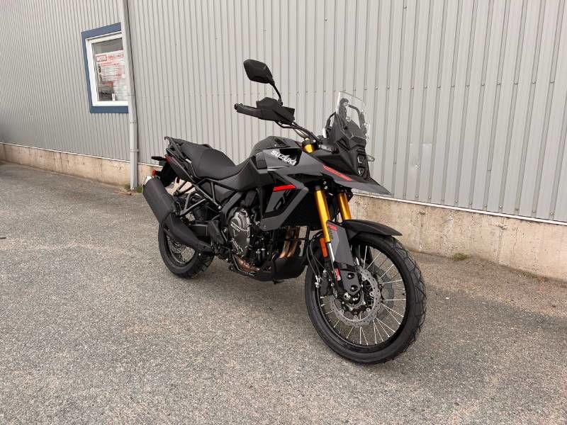 2025 Suzuki V-STROM 800DE