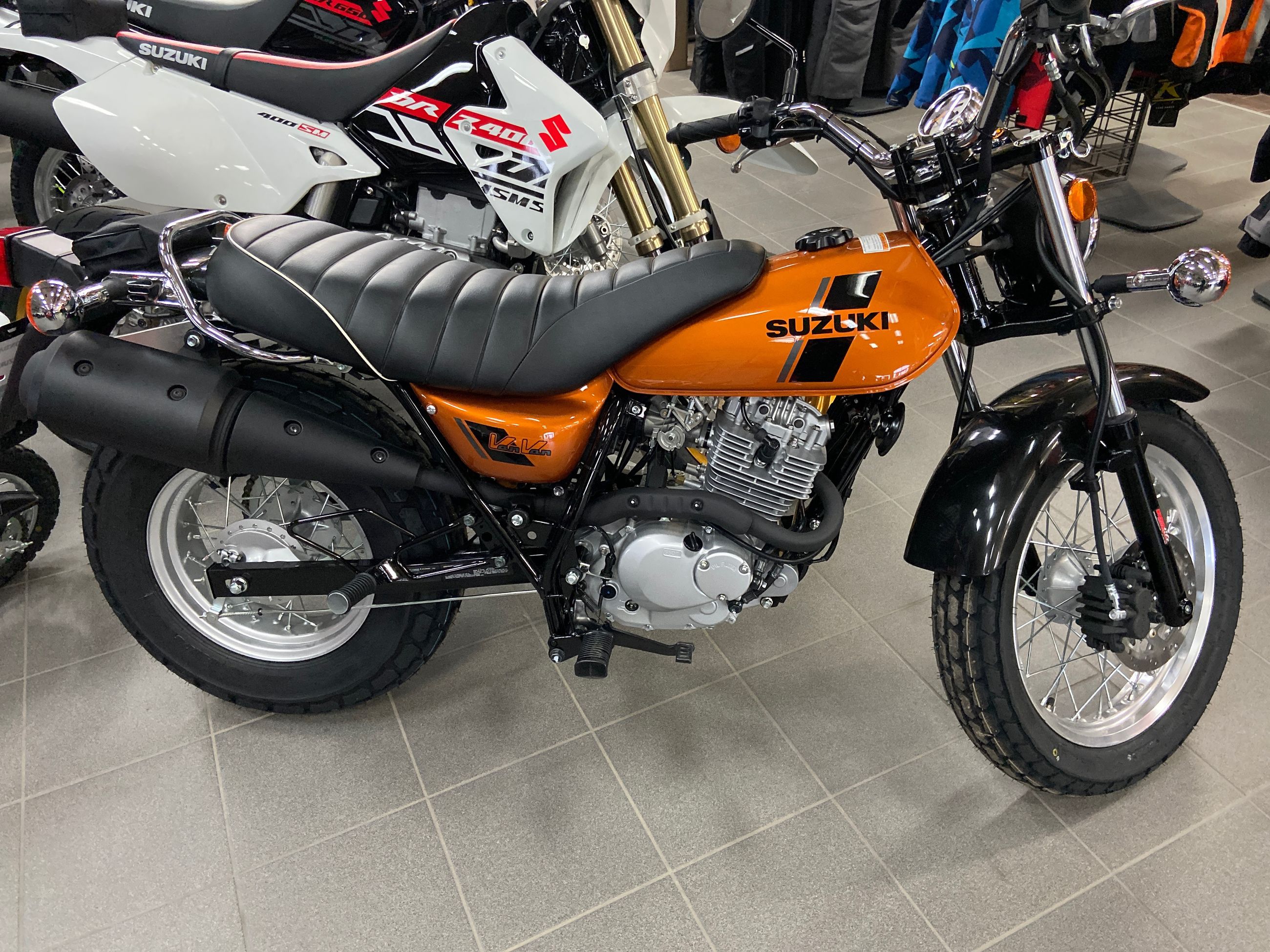 2019 suzuki van van 200