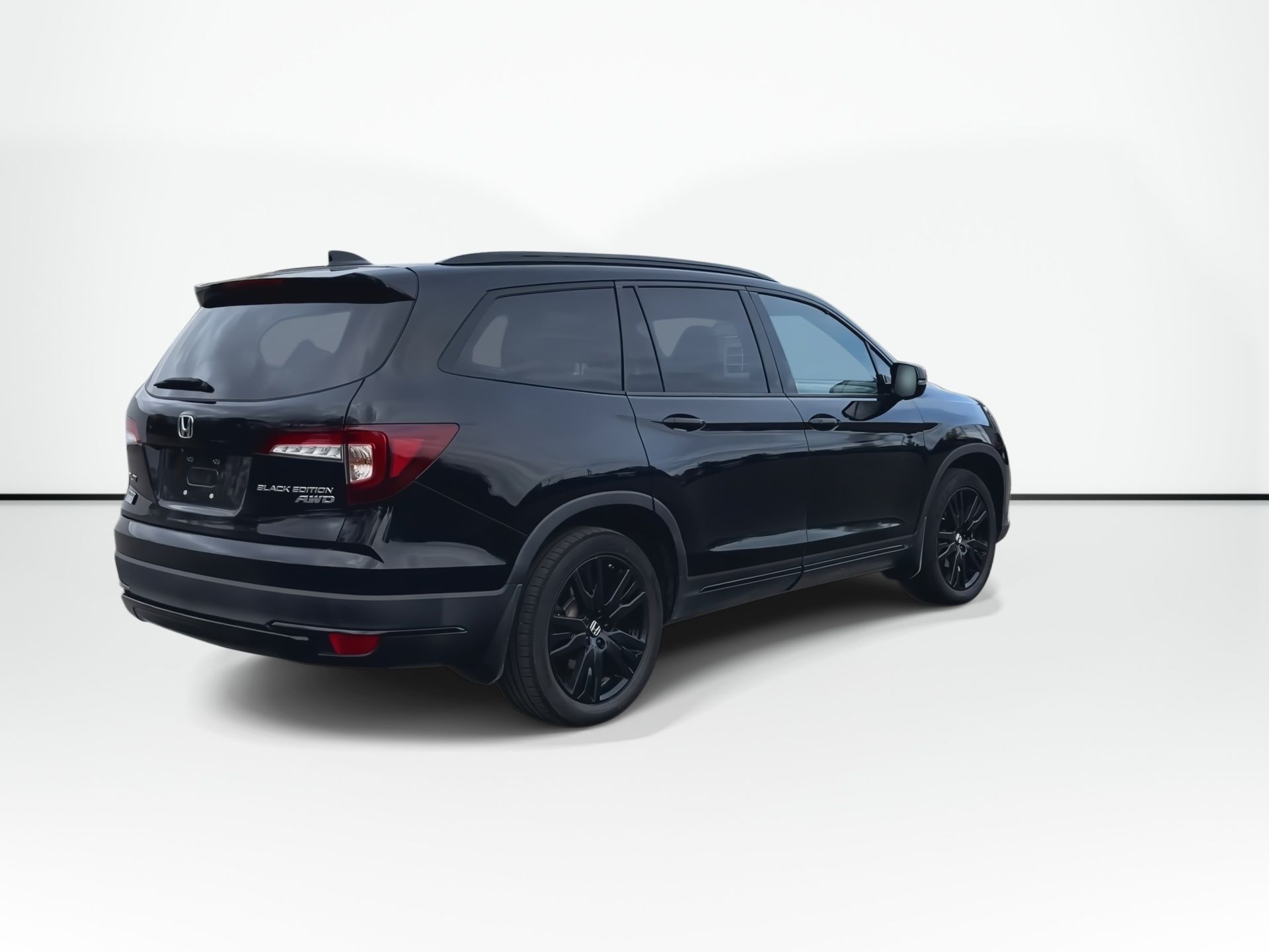 Photo 2022 Honda Pilot Black Edition | Leather | Roof | Nav | Htd Seats #8