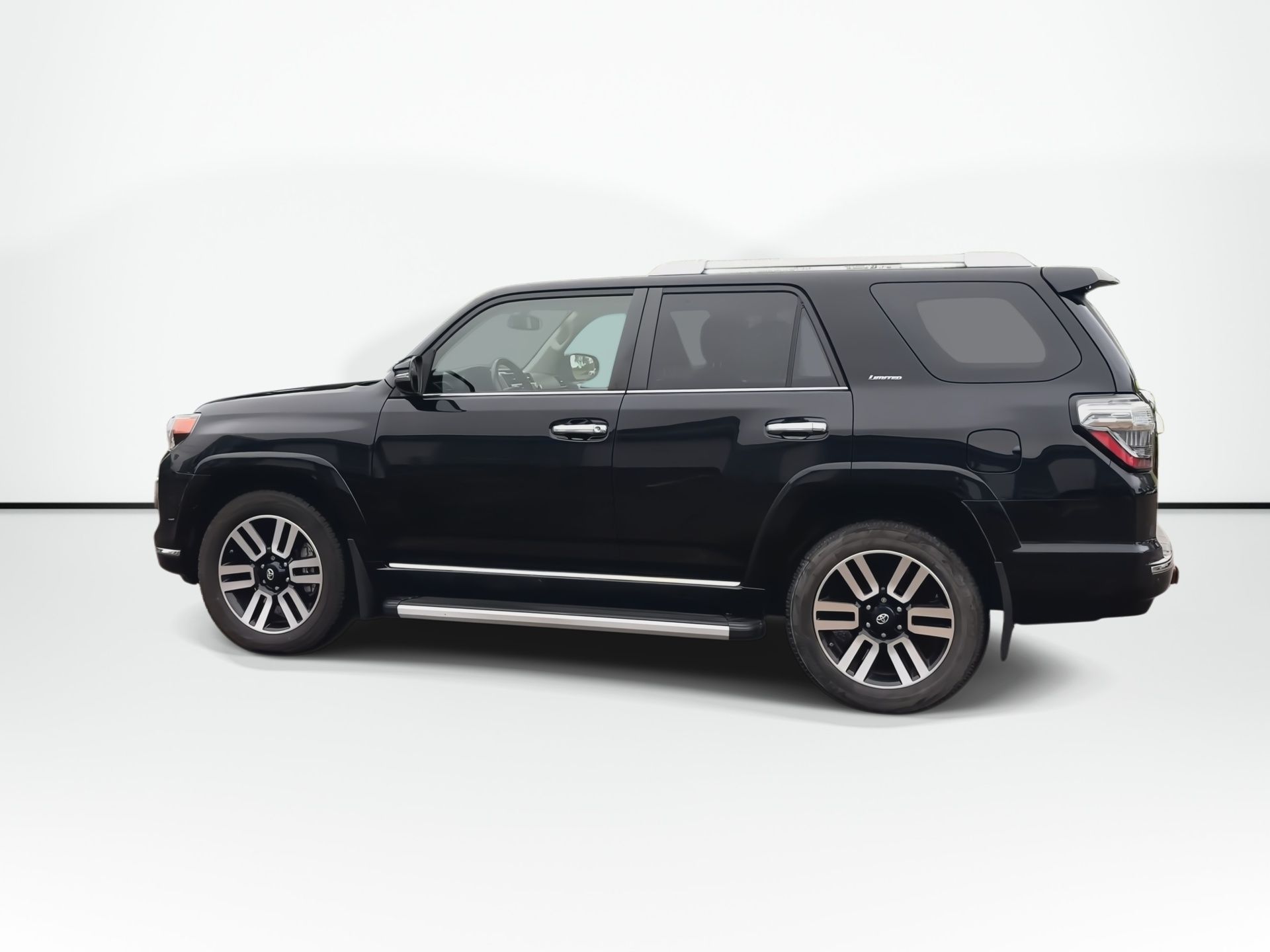 Photo 2017 Toyota 4Runner SR5 | Leather | Roof | Nav | Cam | HtdWheel #6