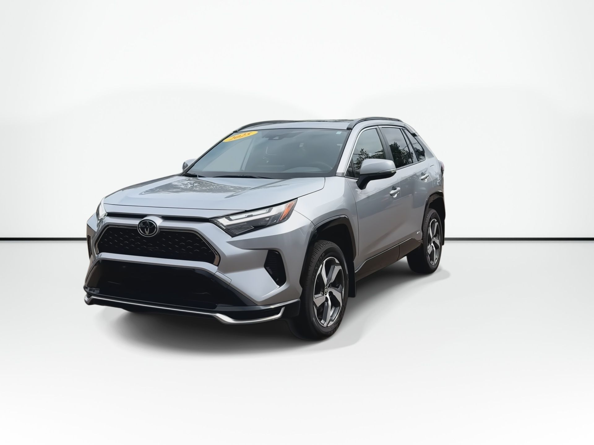 Photo 2025 Toyota RAV4 Plug-In Hybrid SE | Roof | Nav | Cam | USB | Bluetooth #4