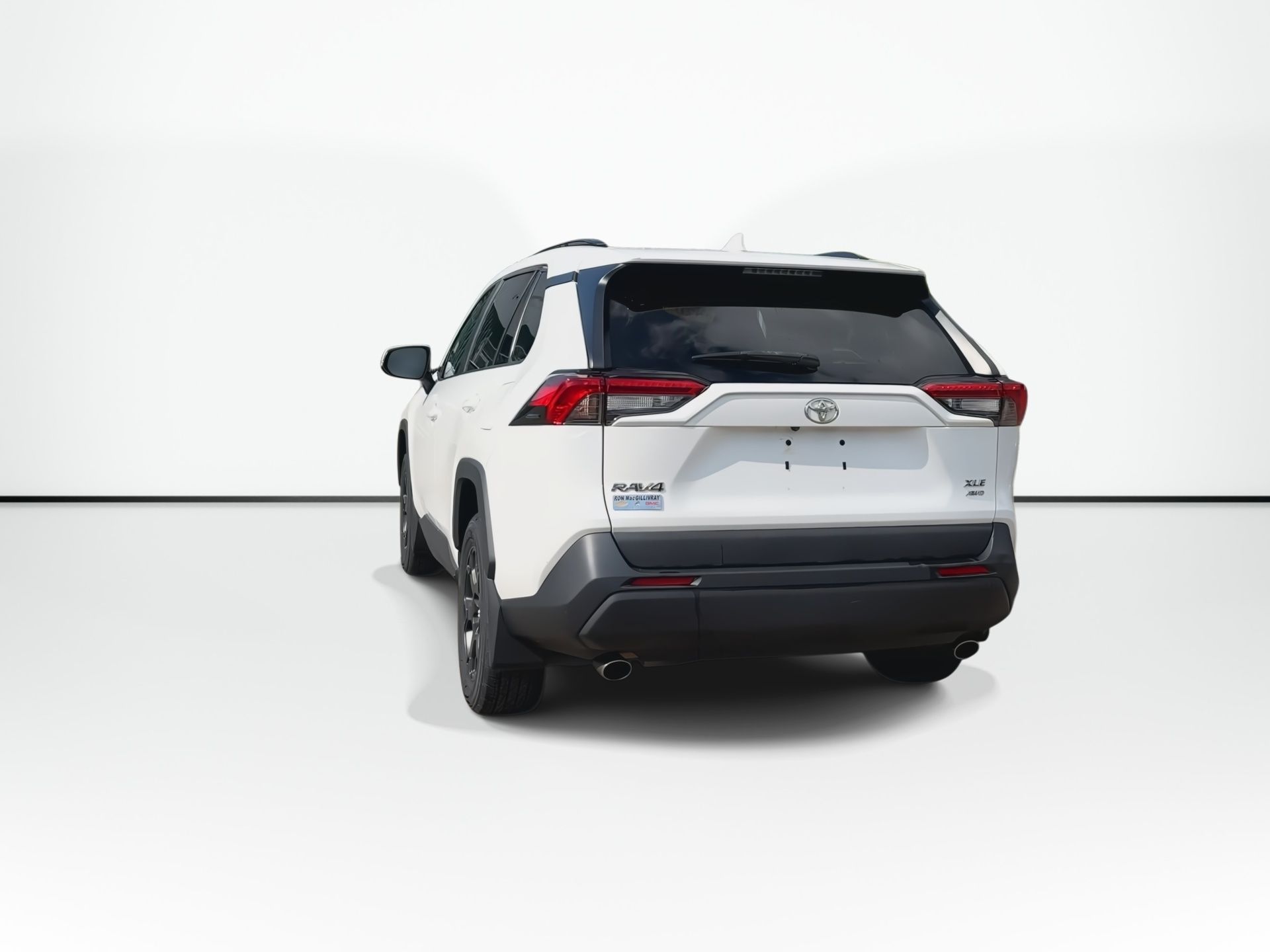 Photo 2020 Toyota RAV4 XLE | Roof | USB | Cam | HtdWheel | Bluetooth #7